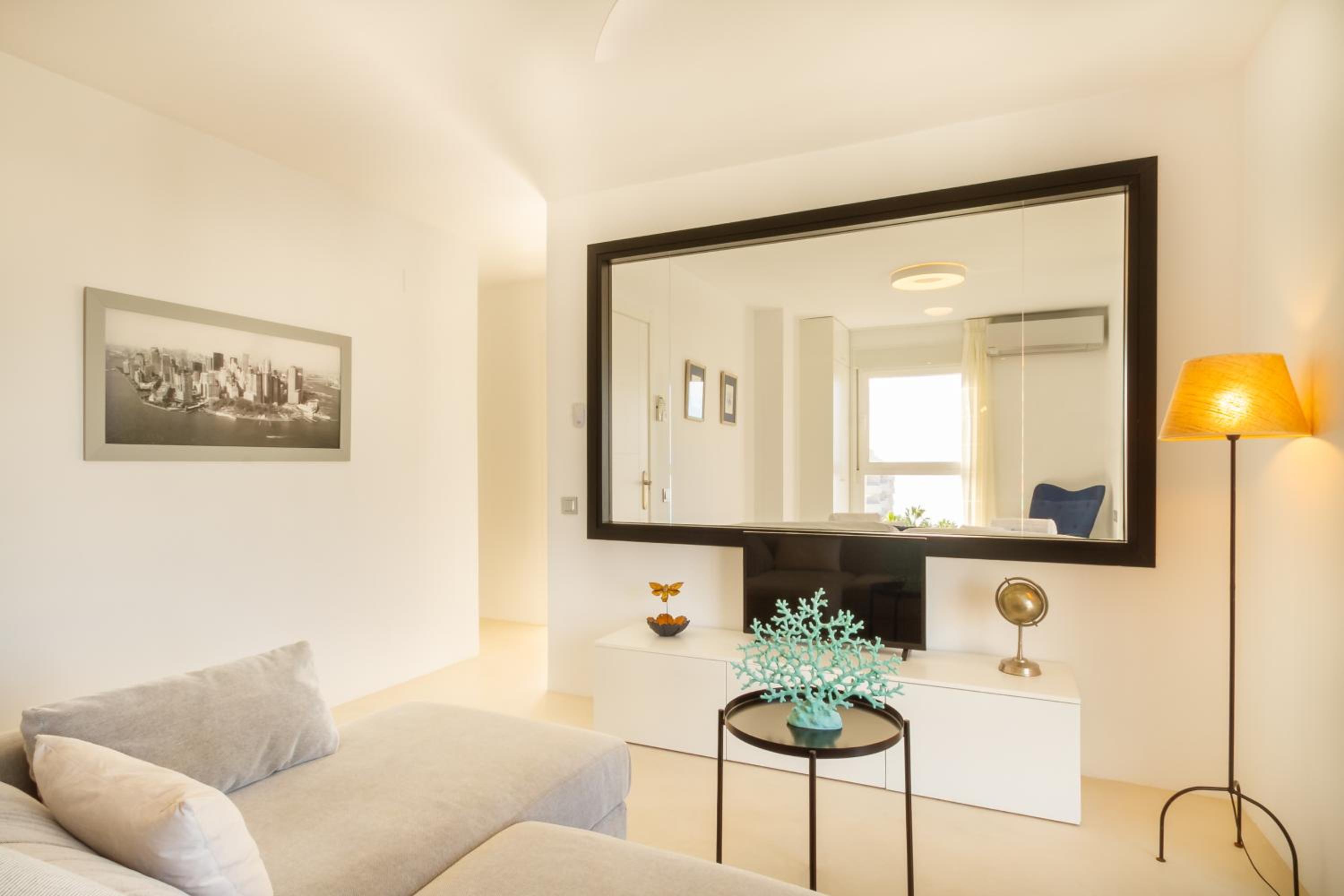 MARBELLA BANUS SUITES - Marbella Centre Sea Views Suite Apartment