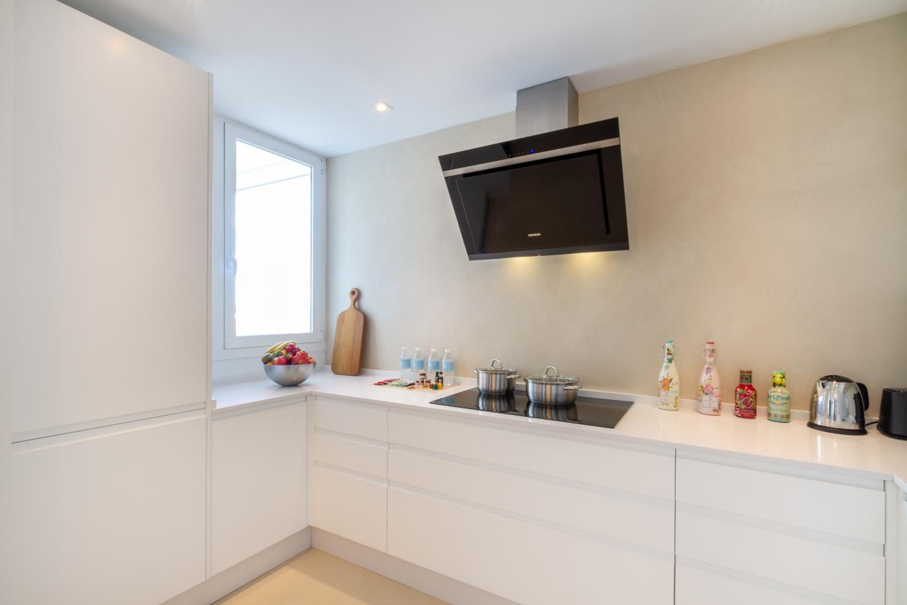MARBELLA BANUS SUITES - Marbella Centre Sea Views Suite Apartment