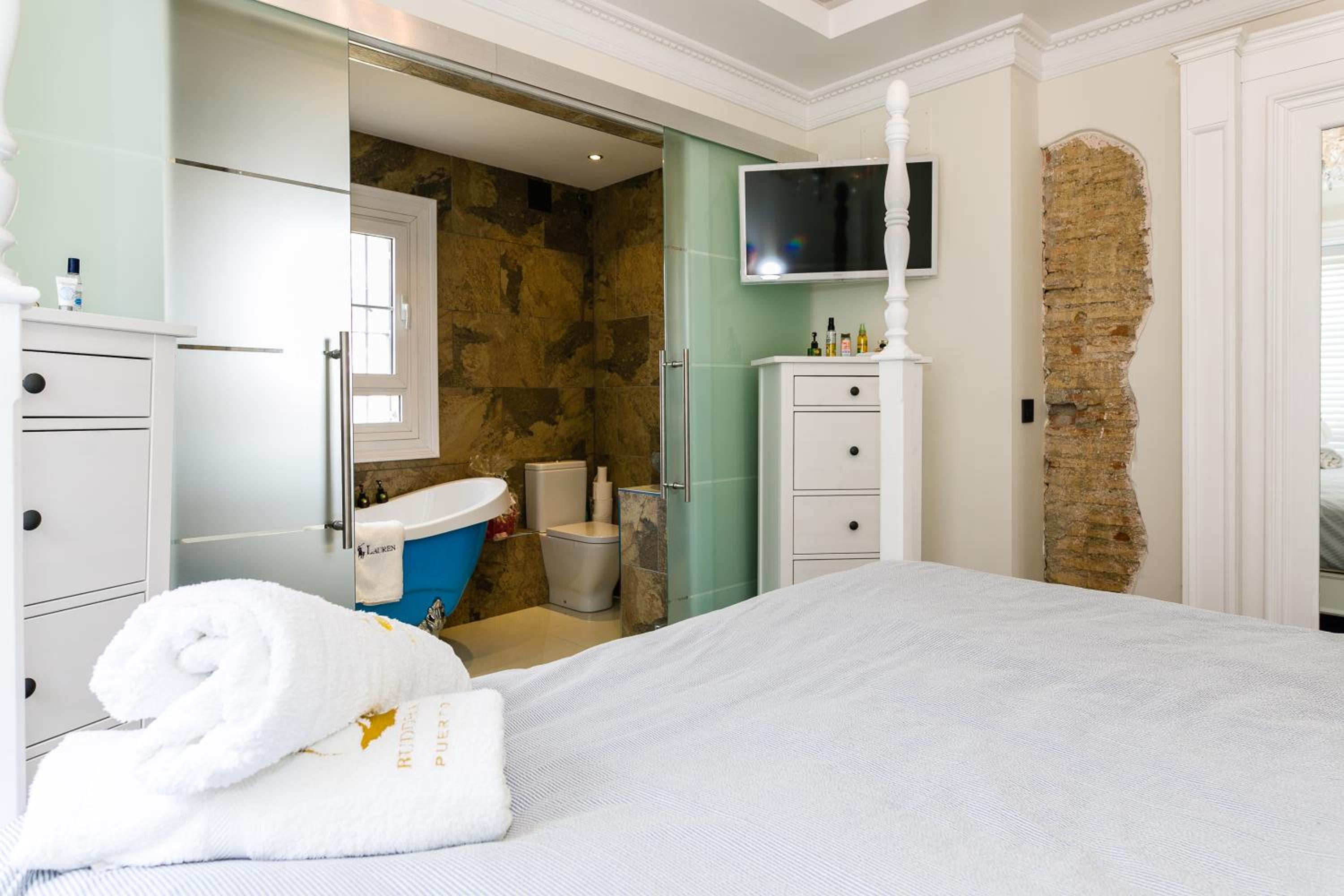 weforyou 2 BEDROOMS PENTHOUSE AT MALAGA CENTER