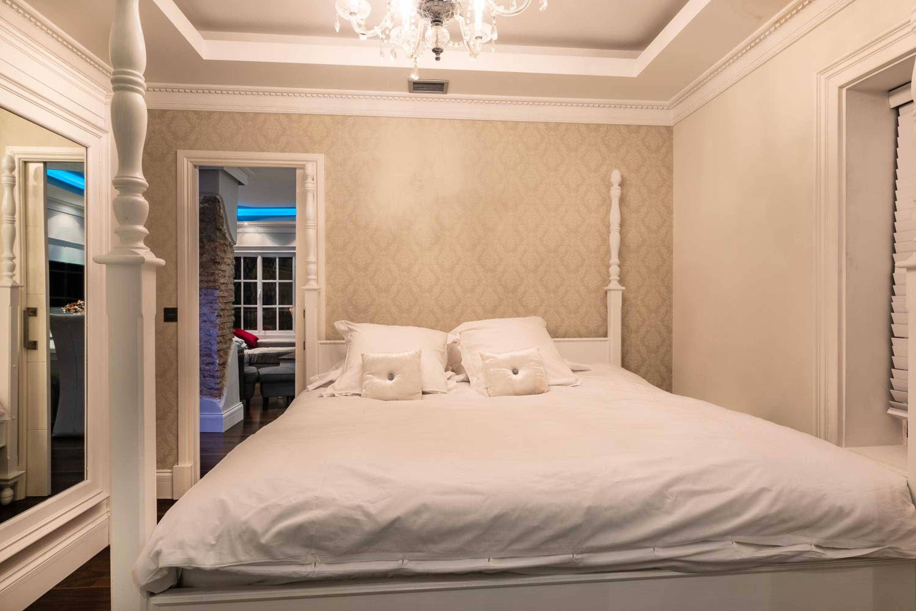 weforyou 2 BEDROOMS PENTHOUSE AT MALAGA CENTER