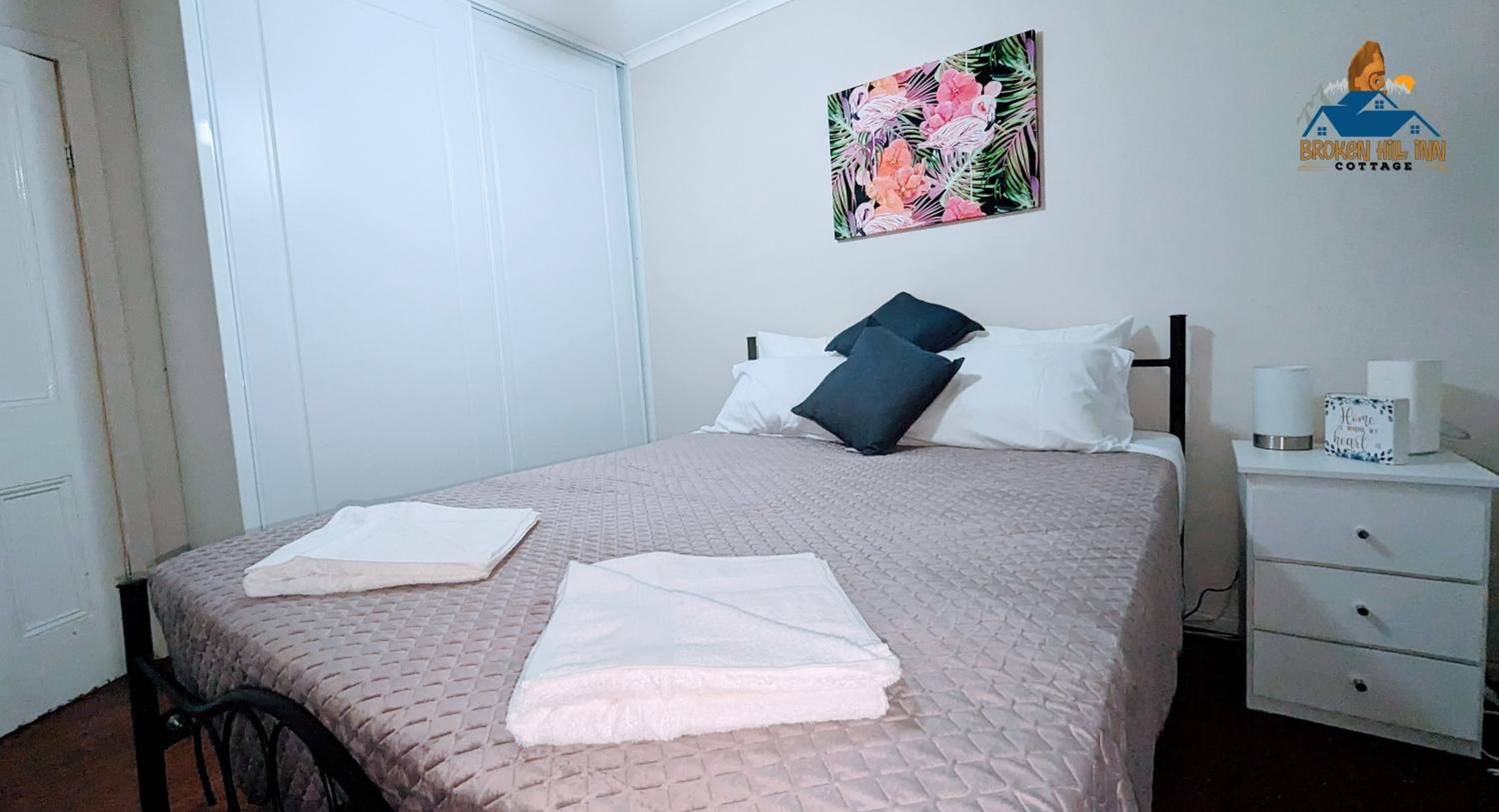 Broken Hill Inn Cottage