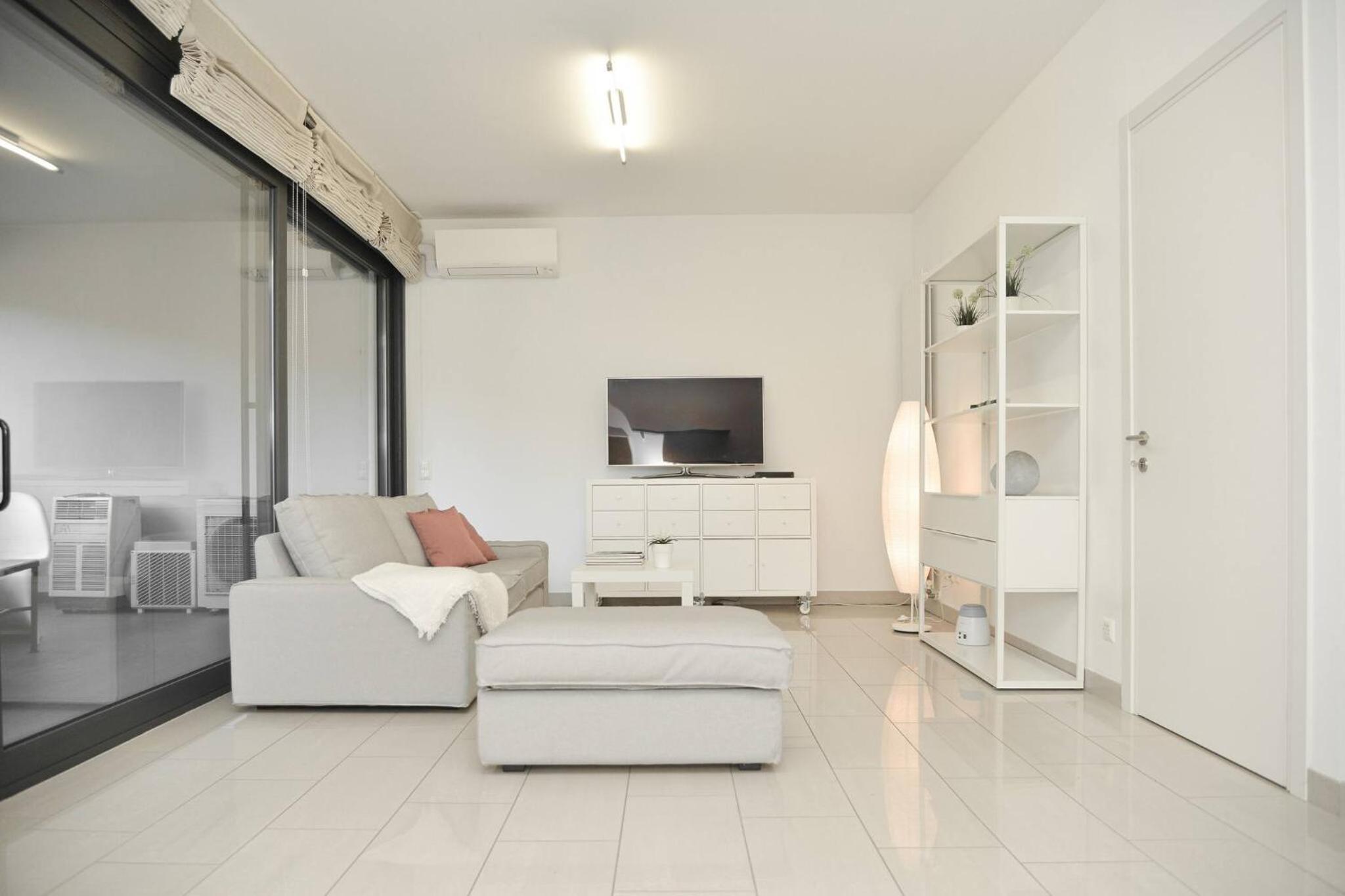 Central Plaza Apartment 1 in Lugano view 5
