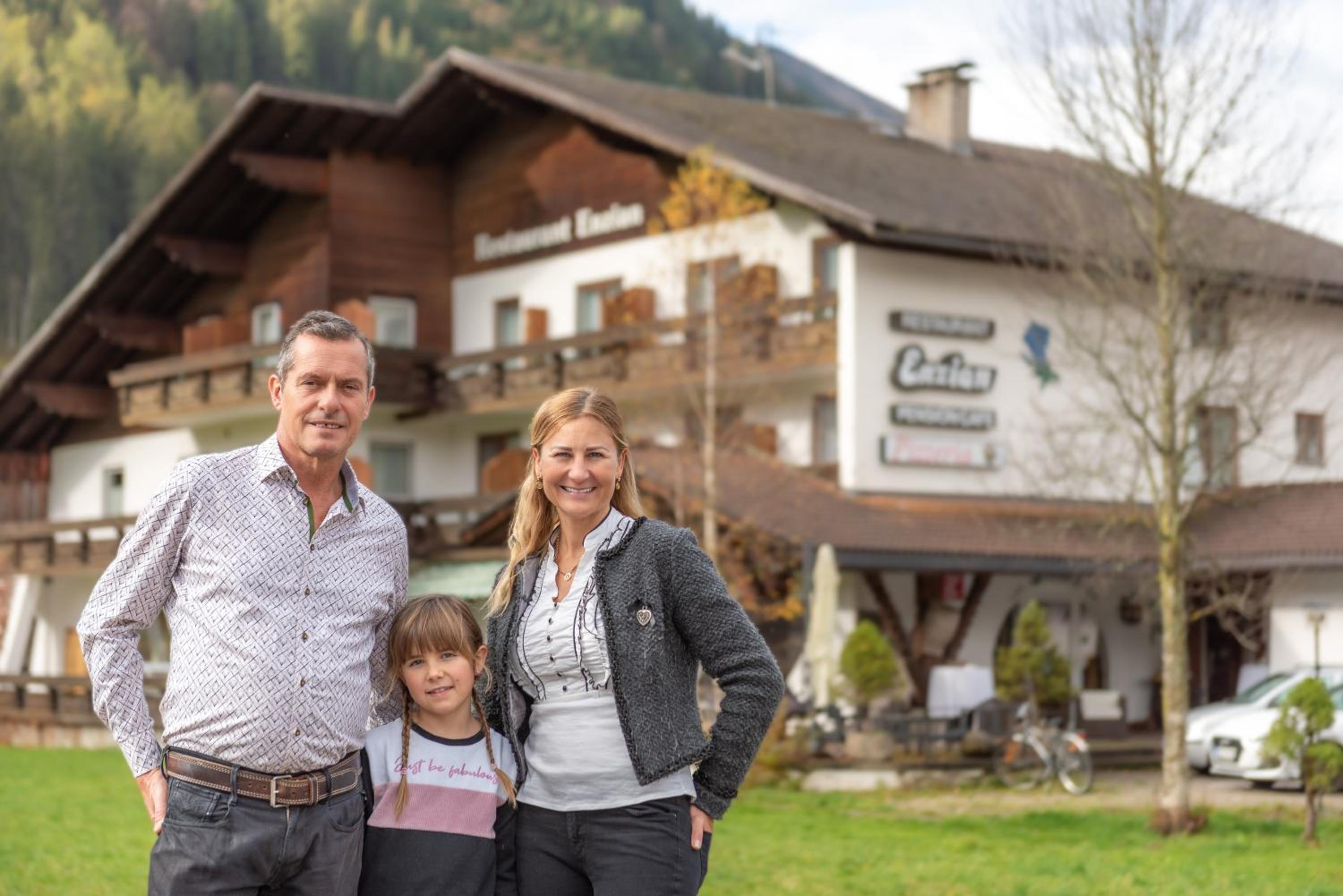 Gasthof Restaurant Pizzeria Enzian - Sommerbergbahnen inklusive
