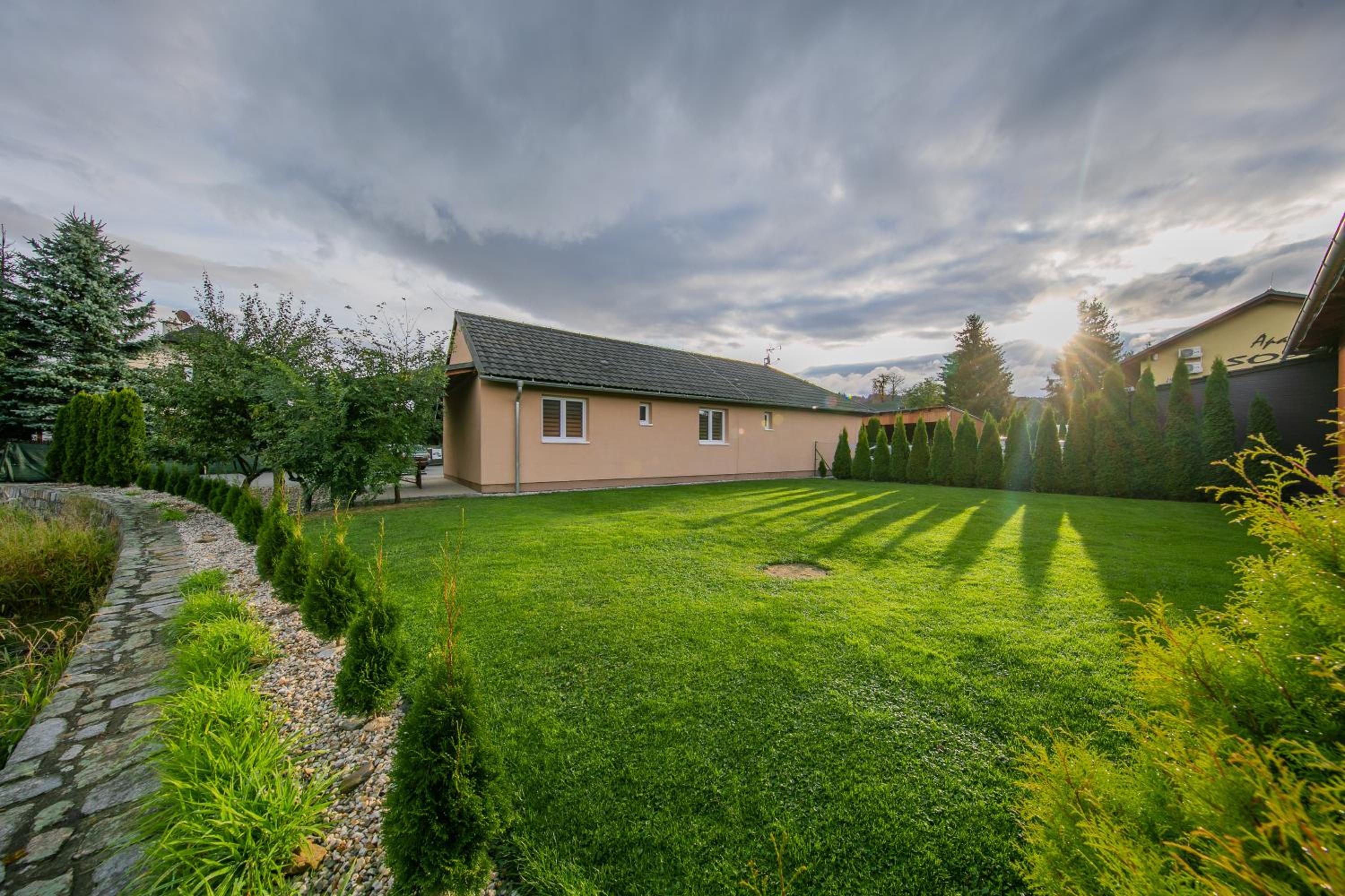 Apartmány DoLosin