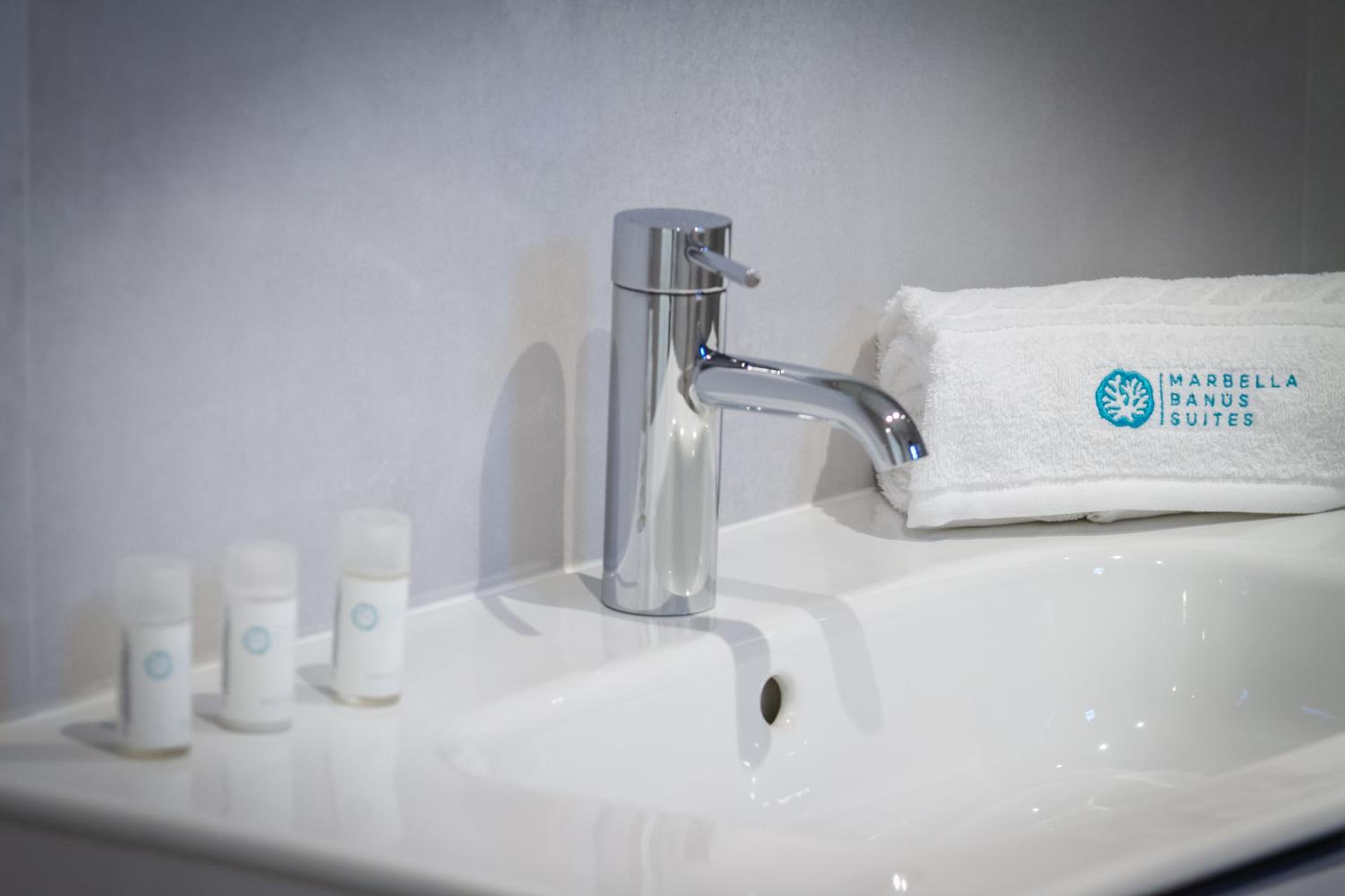 MARBELLA BANUS SUITES - Puerto Banus Harbour Sea Views Suite Penthouse