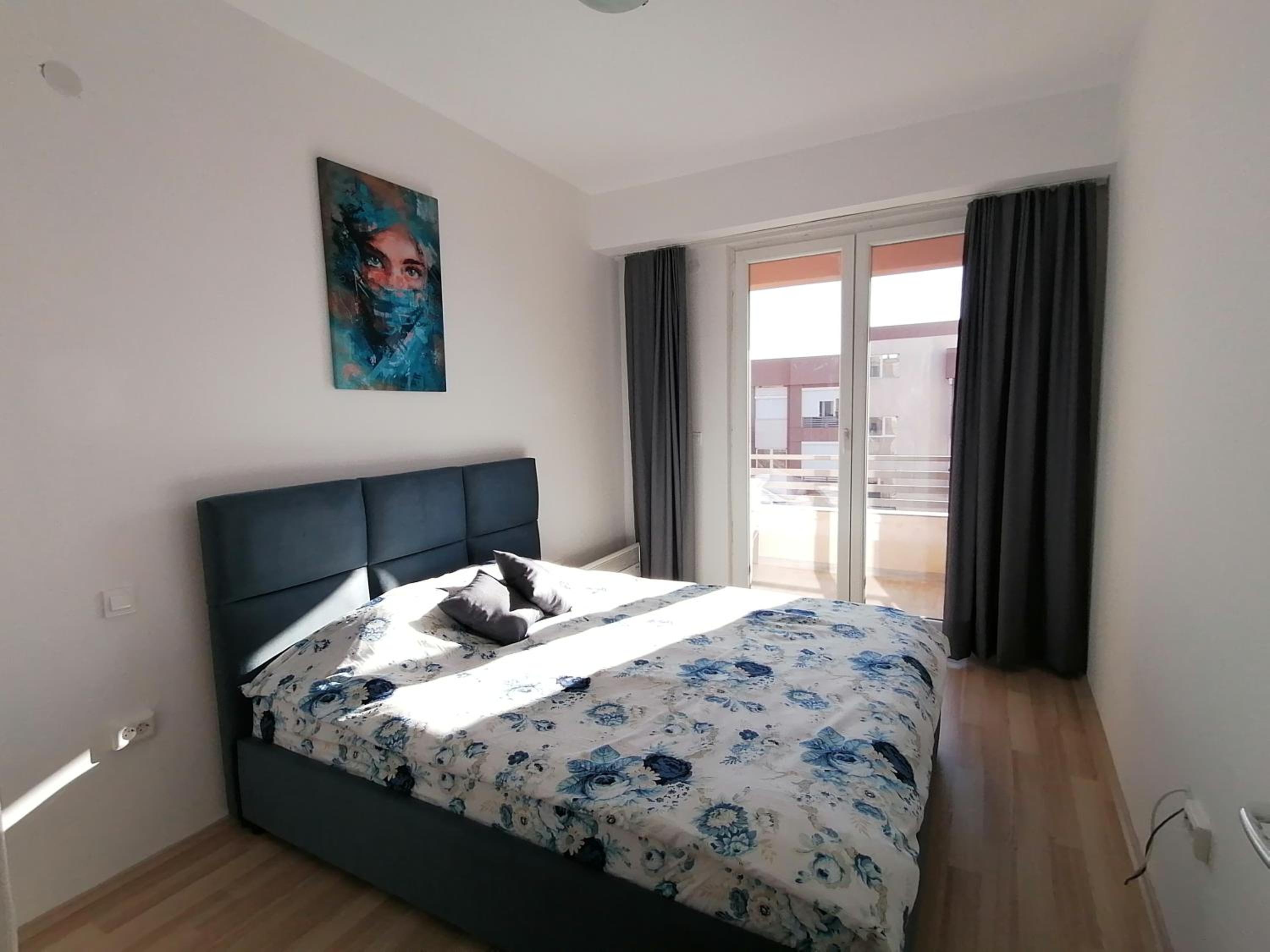 Tanja's Apartment view 5
