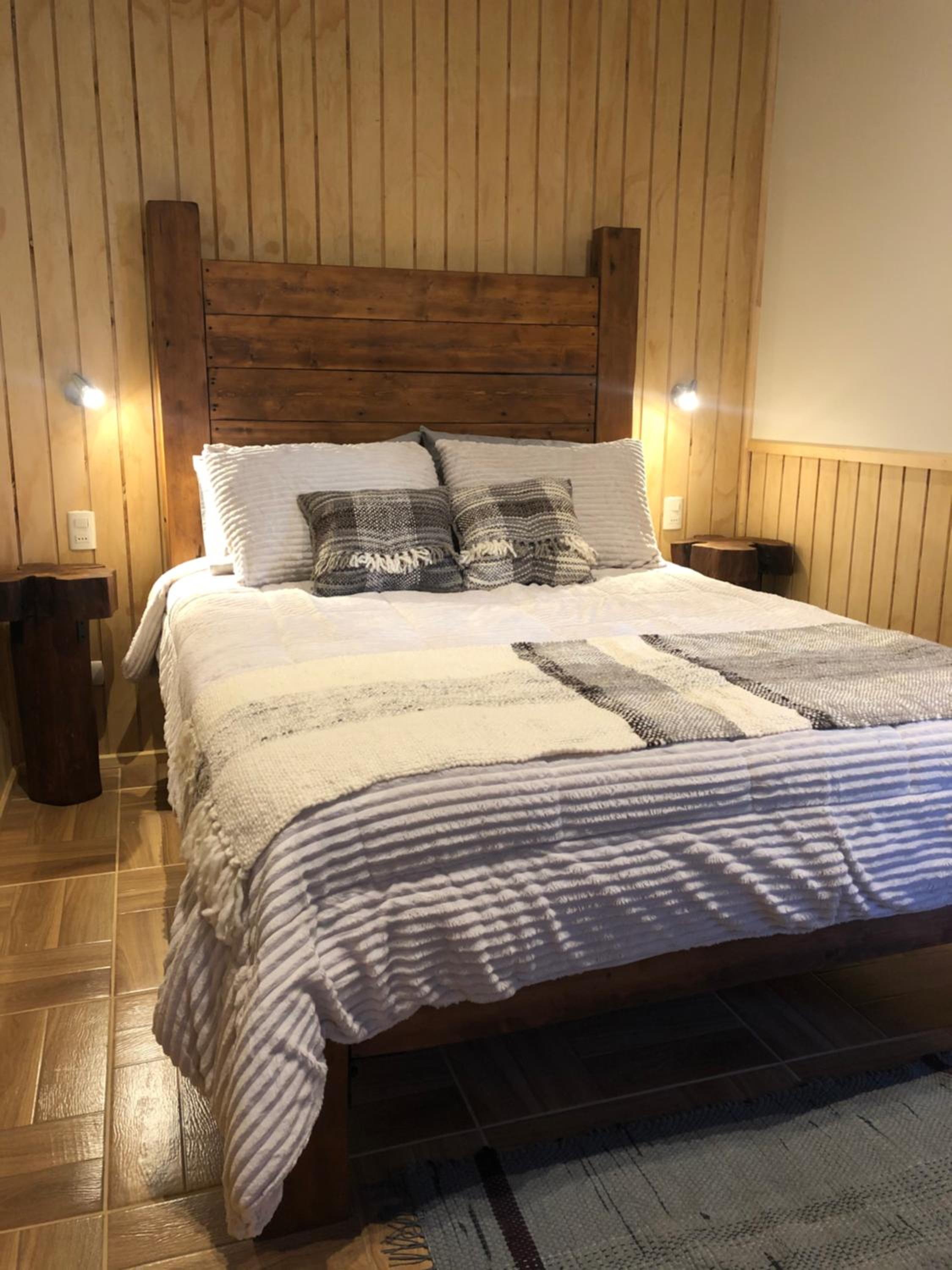 Magellanicus Rustic Suites