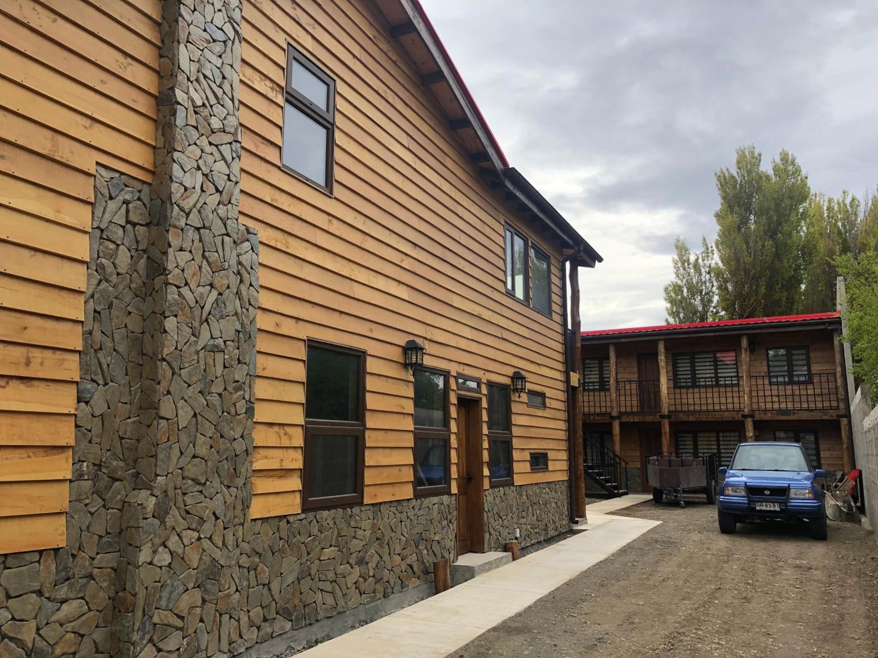 Magellanicus Rustic Suites