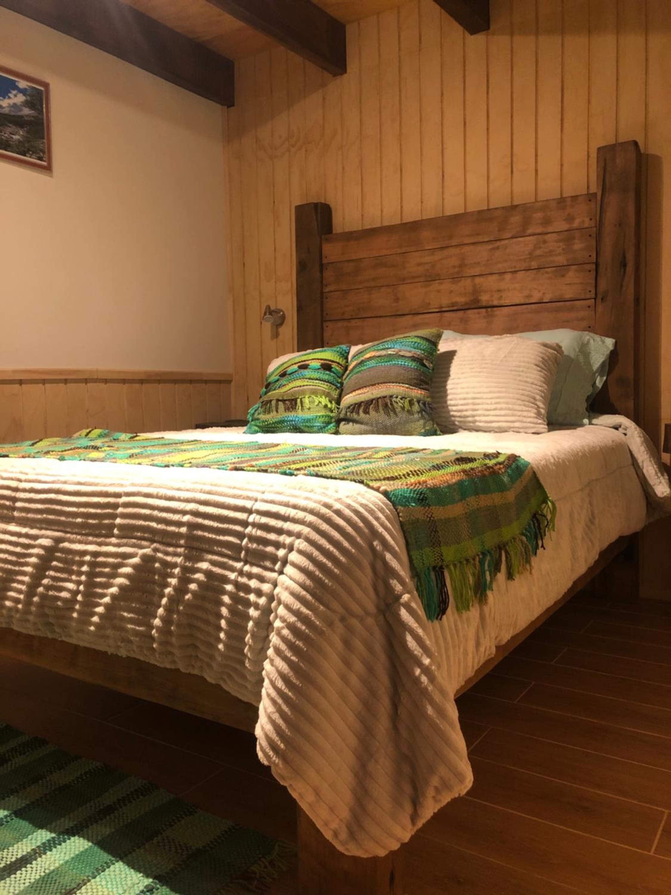 Magellanicus Rustic Suites