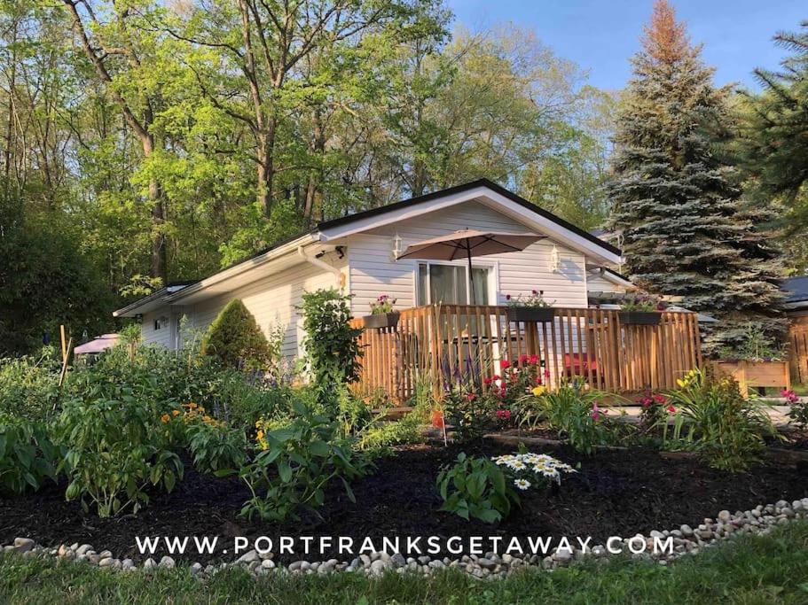 Romantic Studio Cottage