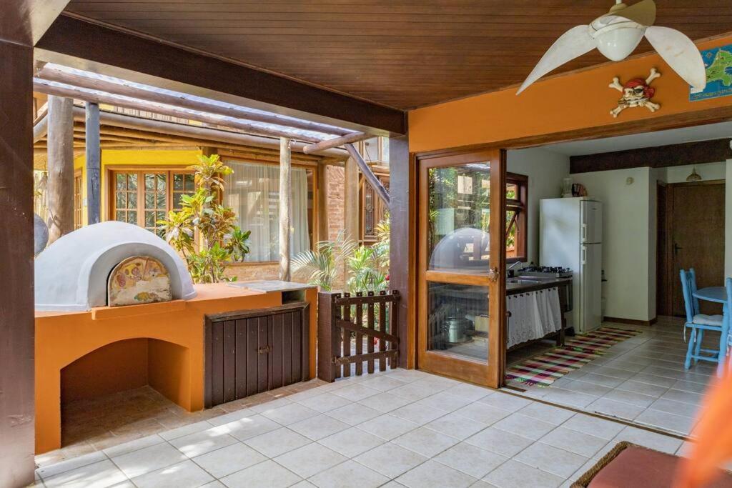 CASA DA ILHA em CONDOMINIO