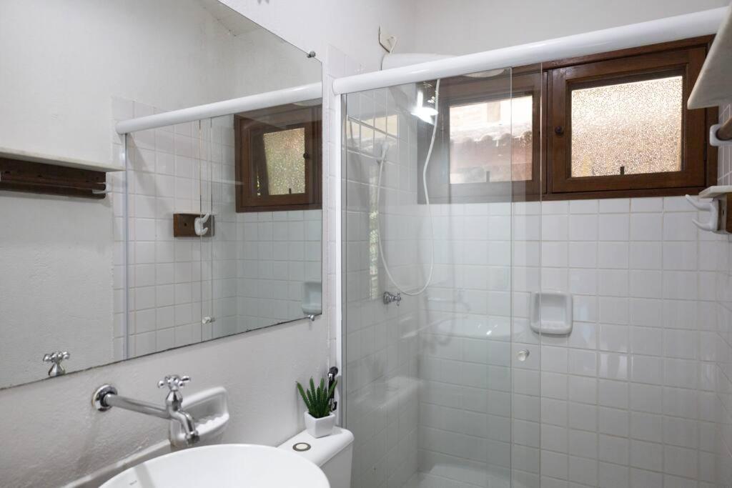 CASA DA ILHA em CONDOMINIO