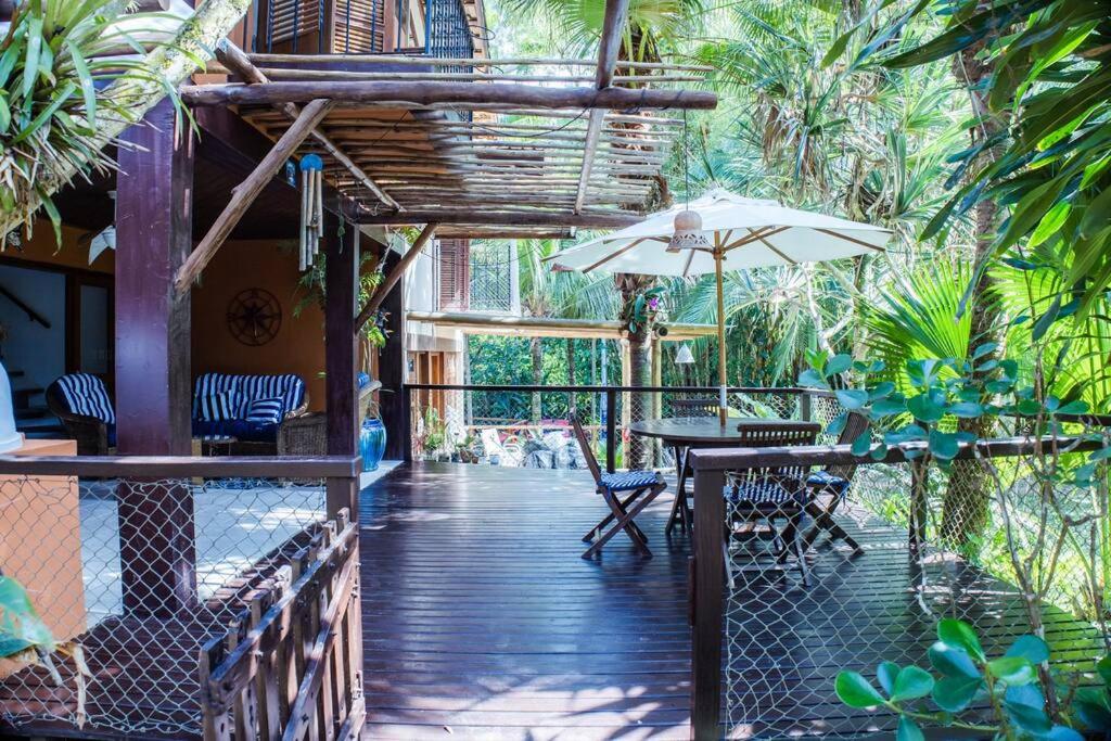 CASA DA ILHA em CONDOMINIO