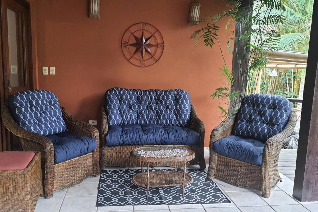 CASA DA ILHA em CONDOMINIO
