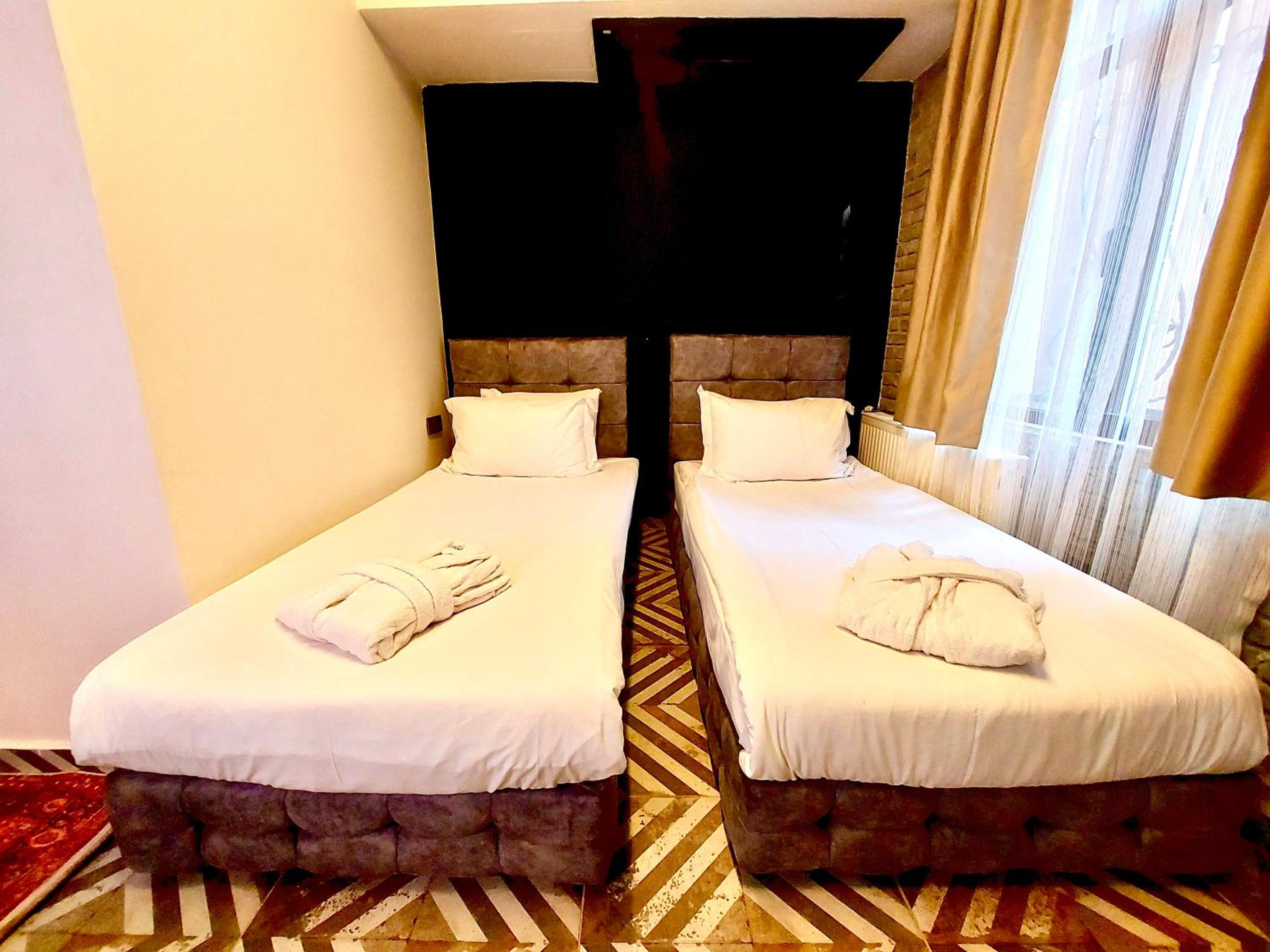 Mates Port Otel - Image 53