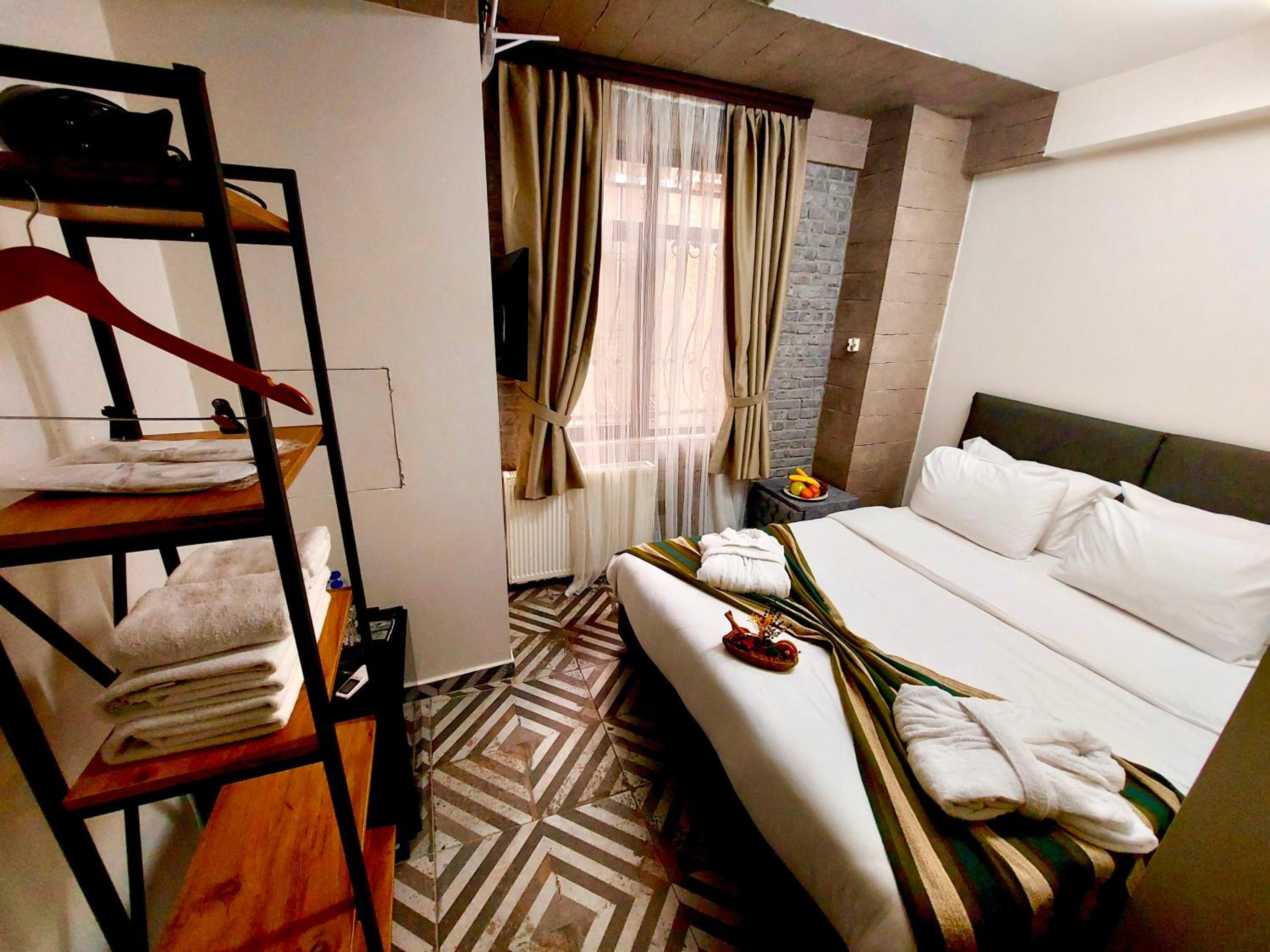 Mates Port Otel - Image 10