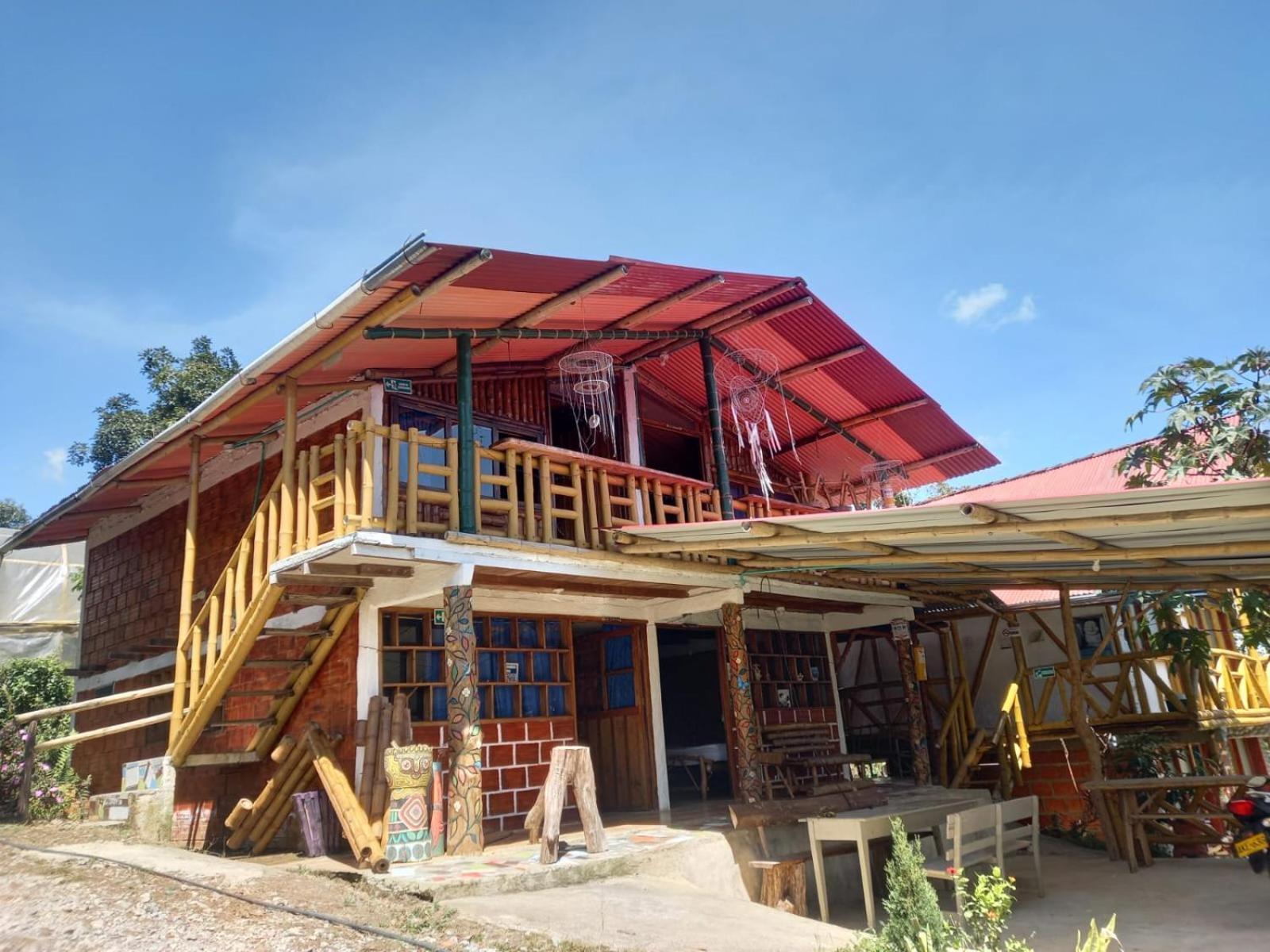 Eco Hotel Manu Viajeros - Property Image 1