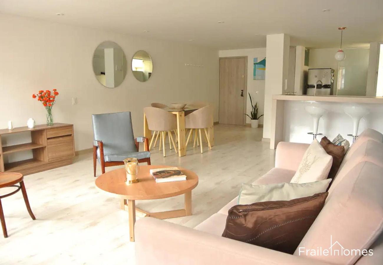 FH - Impressive flat in Santa Barbara - Bogota