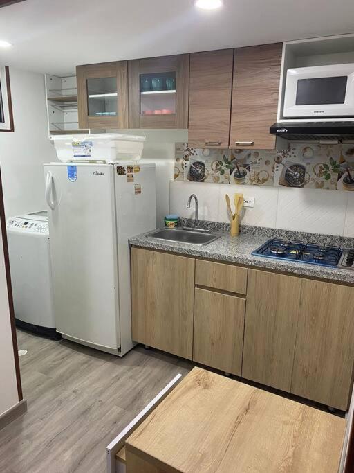 Con Piscina, Cómodo y acogedor Apartaestudio en el rodadero