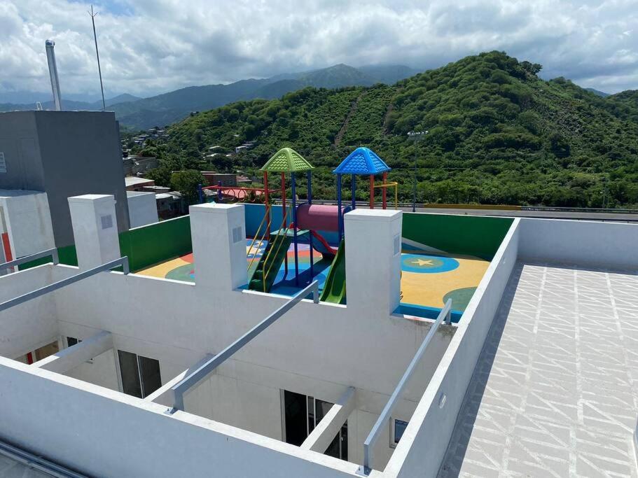 Con Piscina, Cómodo y acogedor Apartaestudio en el rodadero