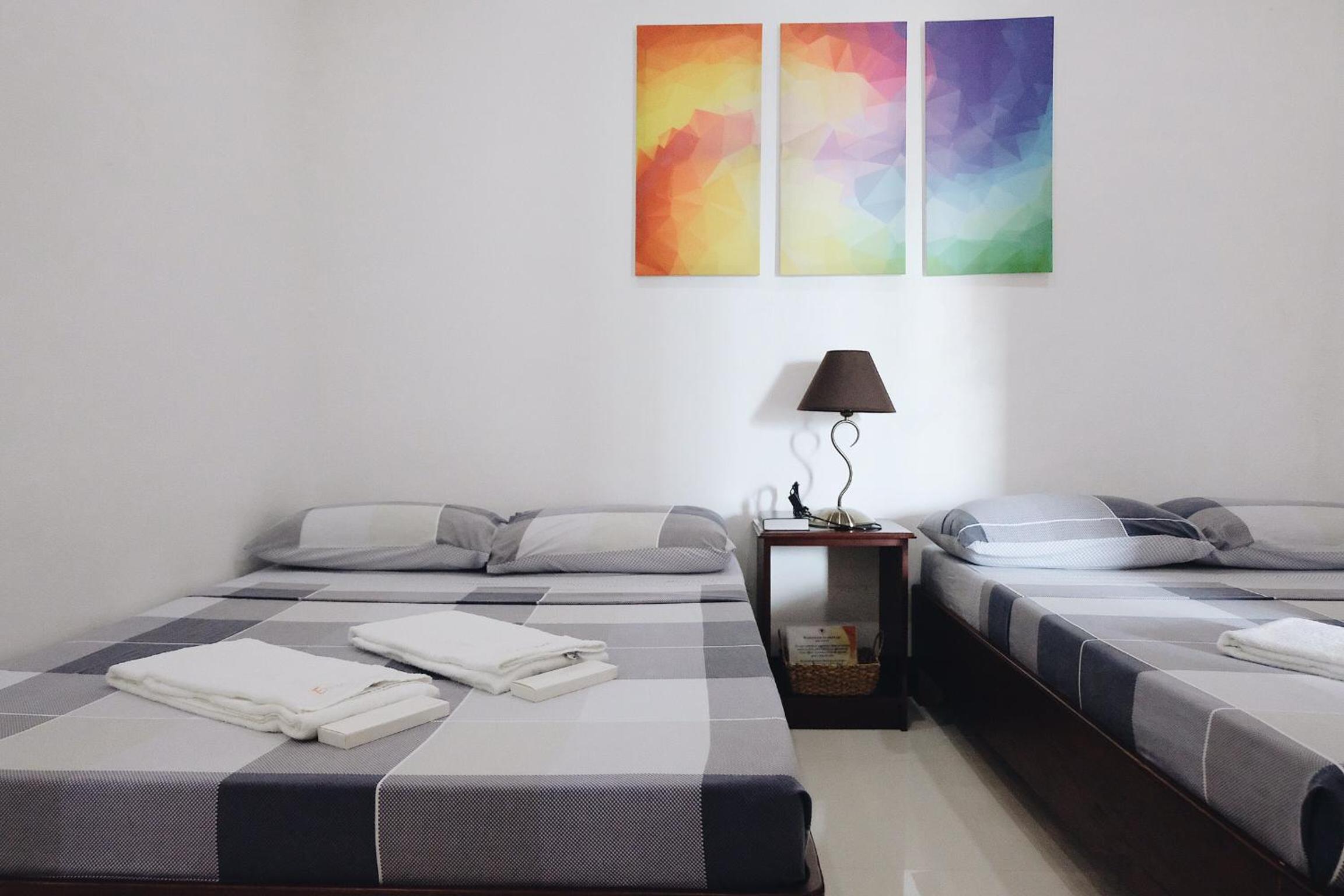 Endless Summer Hotel Baler
