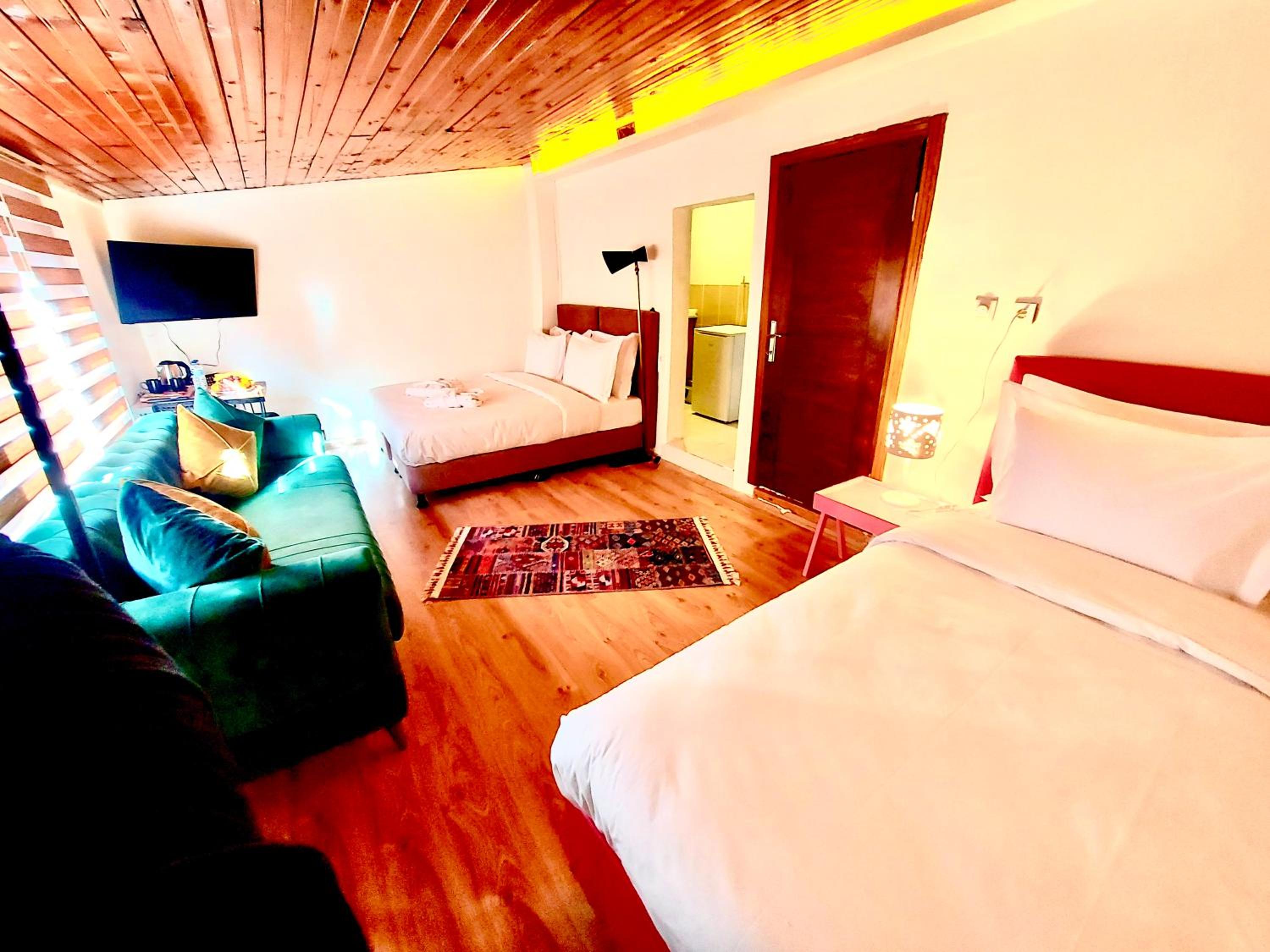 Mates Port Otel - Image 73