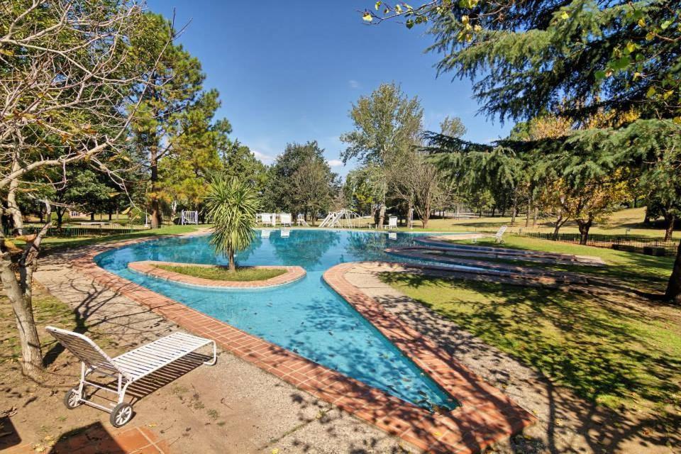 Condominio Monte Molinos - dpto en Nautico, 2 dormitorios y vista al lago