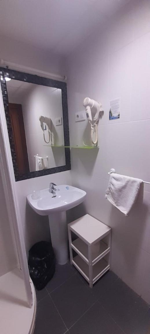 Hostal Hispano, photo 18