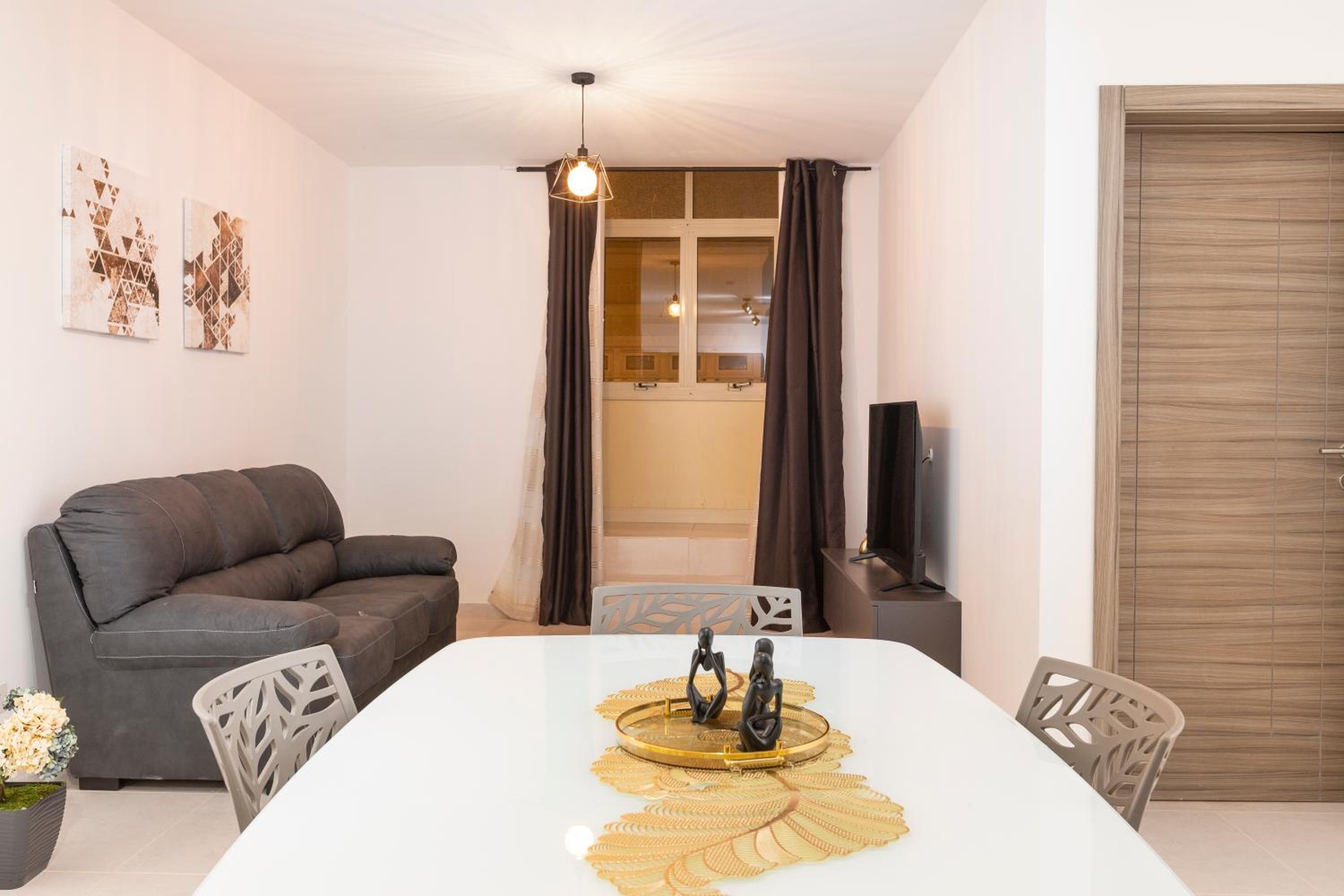 Charming 2BR w/Maltese Balcony Off the Promenade by 360 Estates view 4