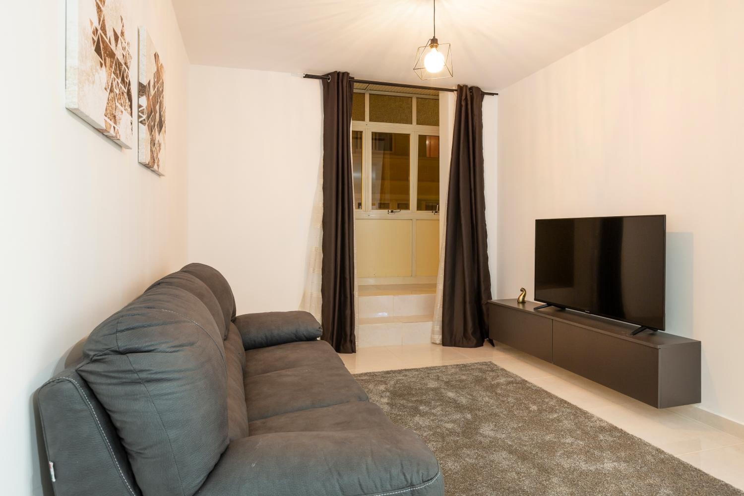 Charming 2BR w/Maltese Balcony Off the Promenade by 360 Estates view 2