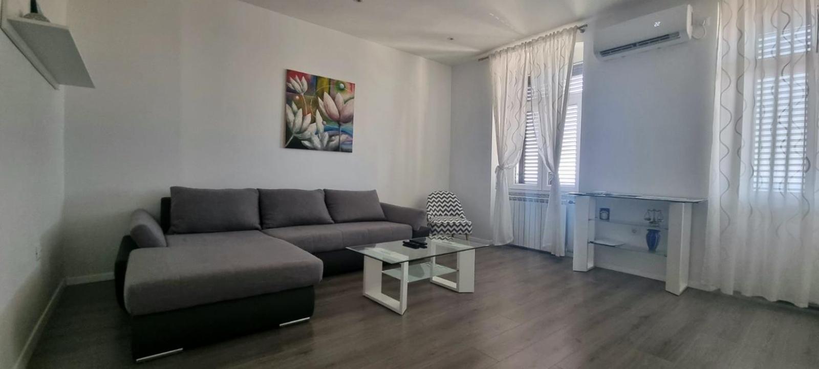 Apartment Lori - beautiful view view 3