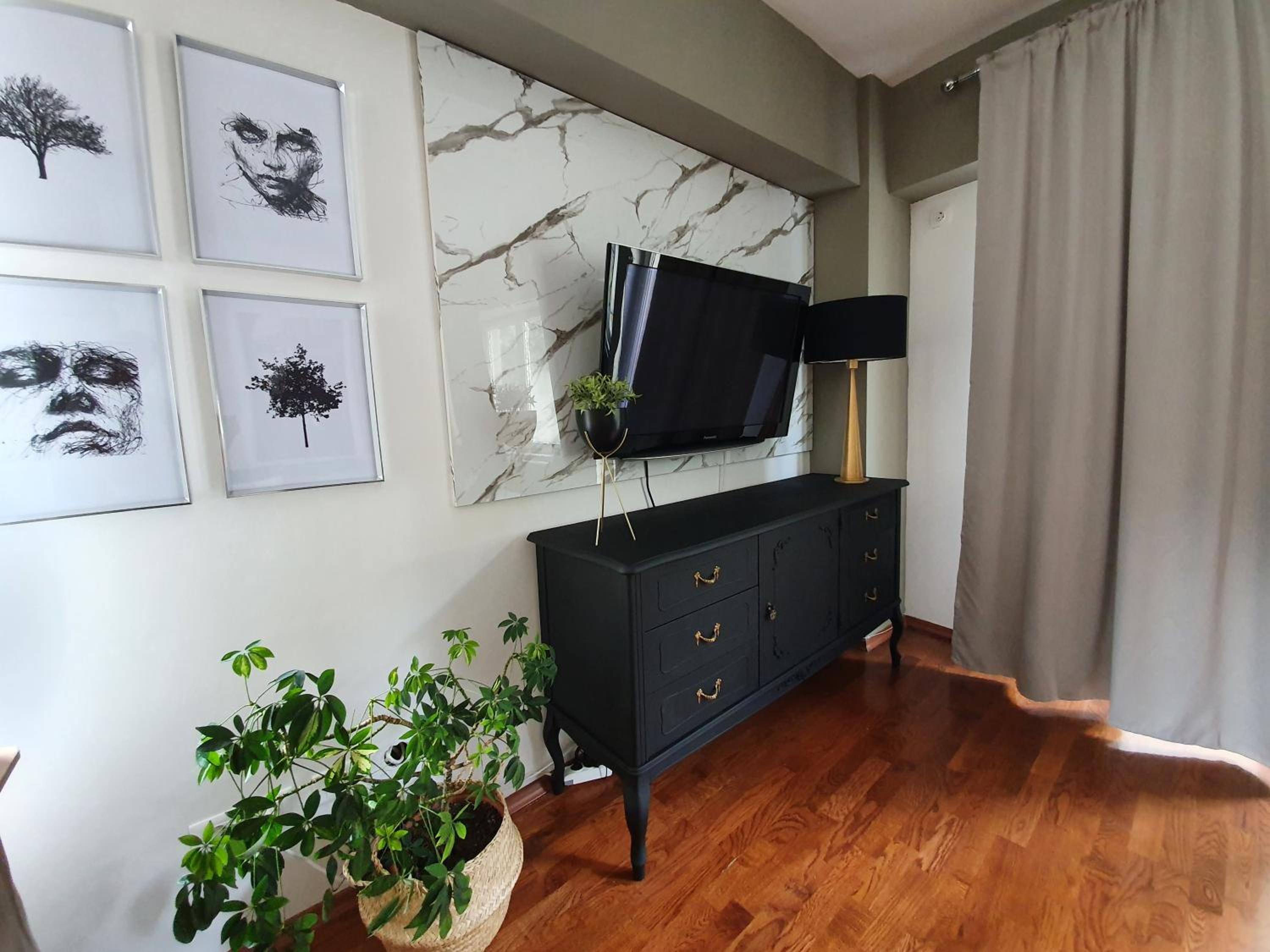 180m2 two floor flat Skopje Center view 4