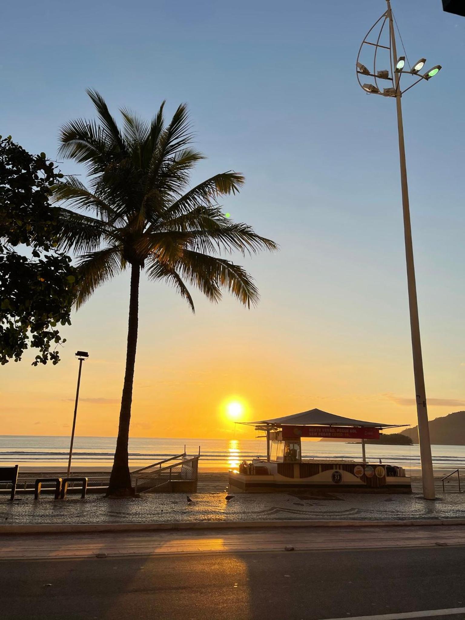 Apartamento frente mar 102