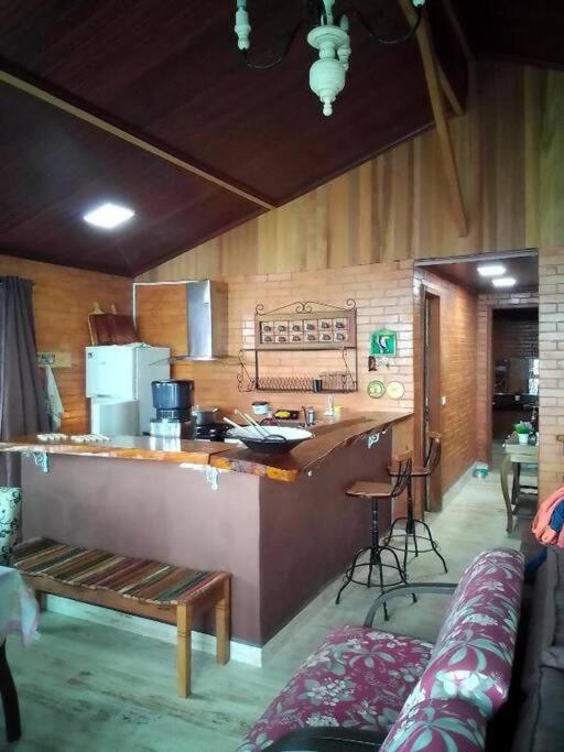 Casa de Tijolinho Penedo-RJ