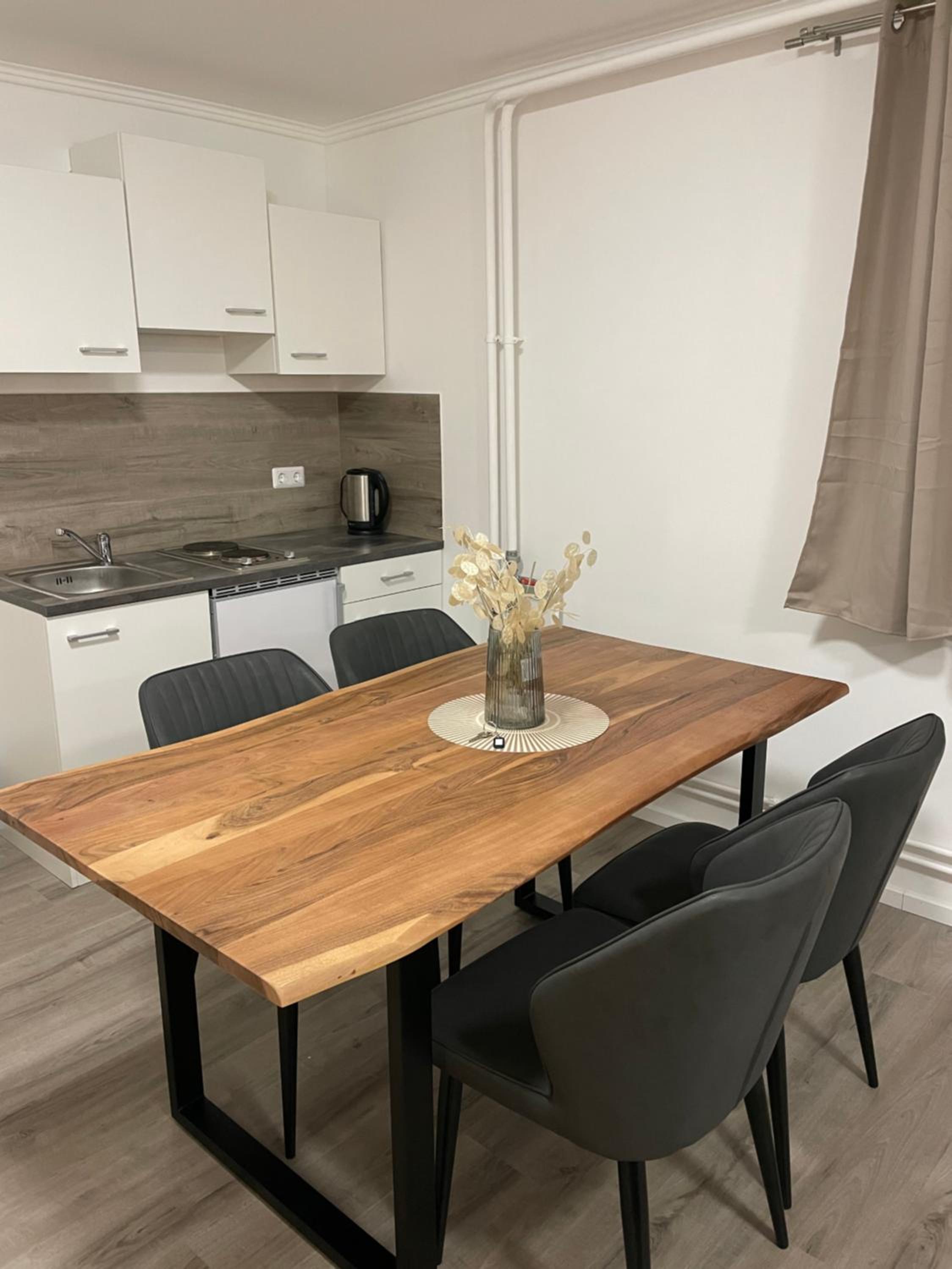 Giulias Budget Haus