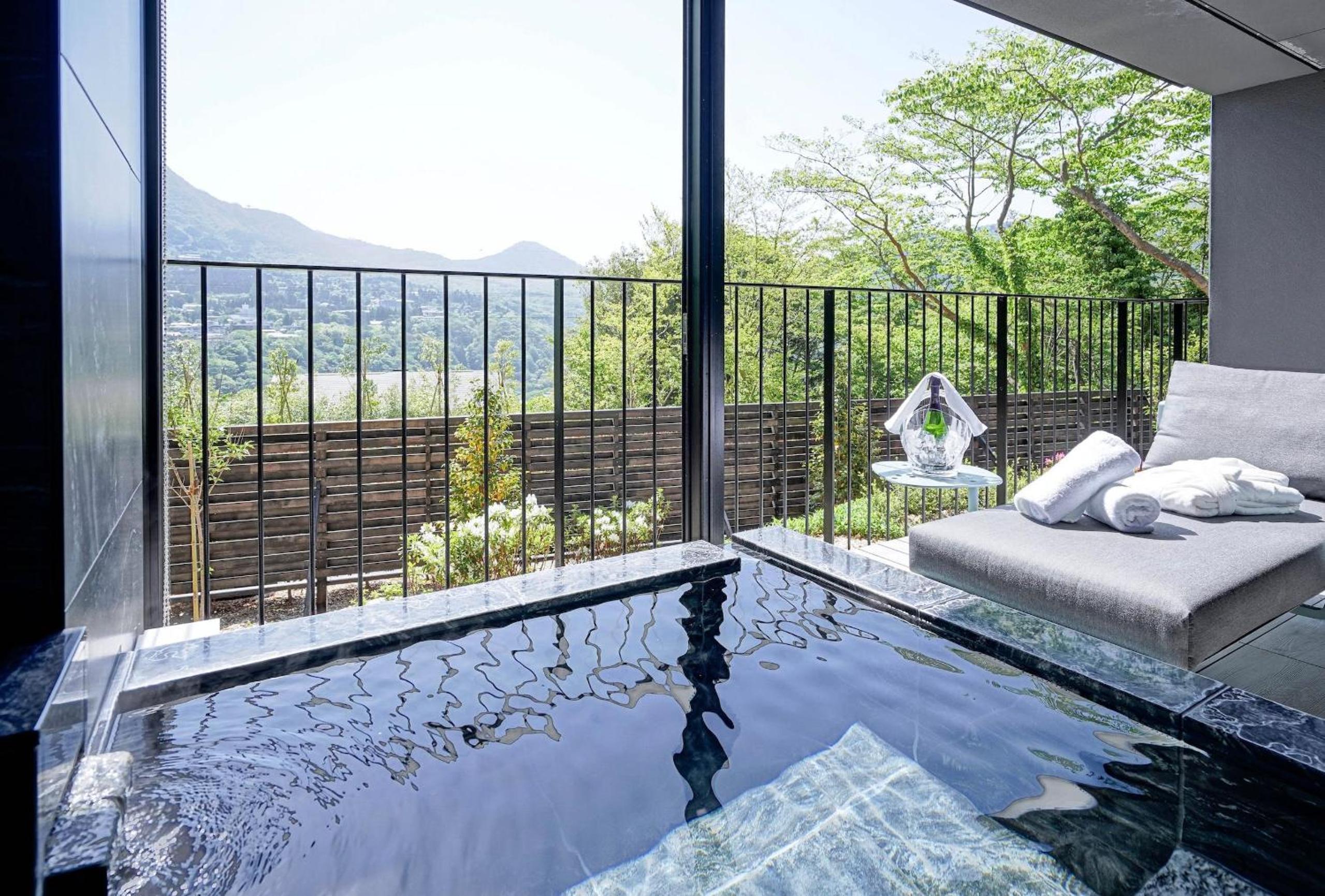 Photo 51