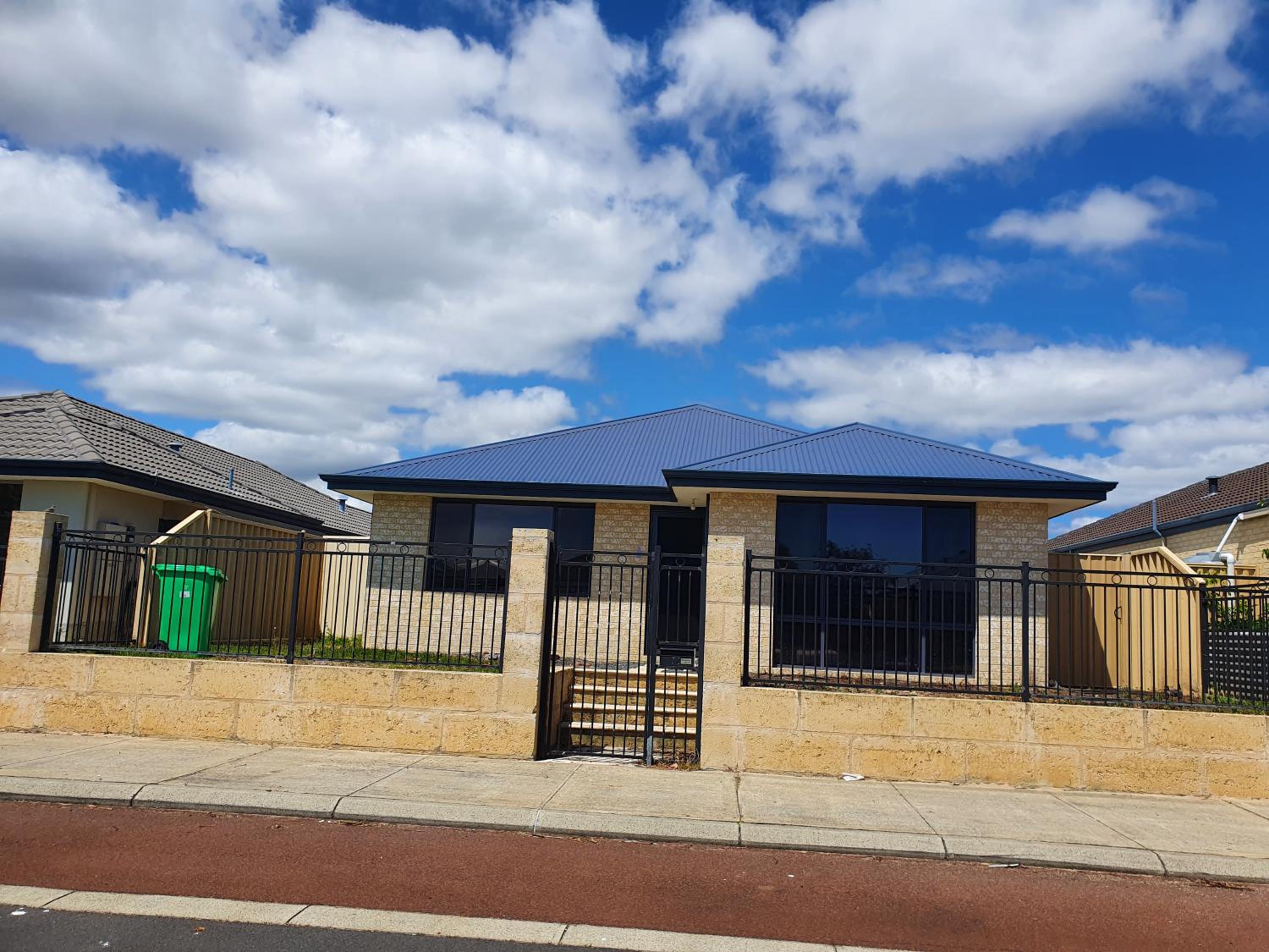 Hotel Dalyellup Private Guest House unit - Image 1