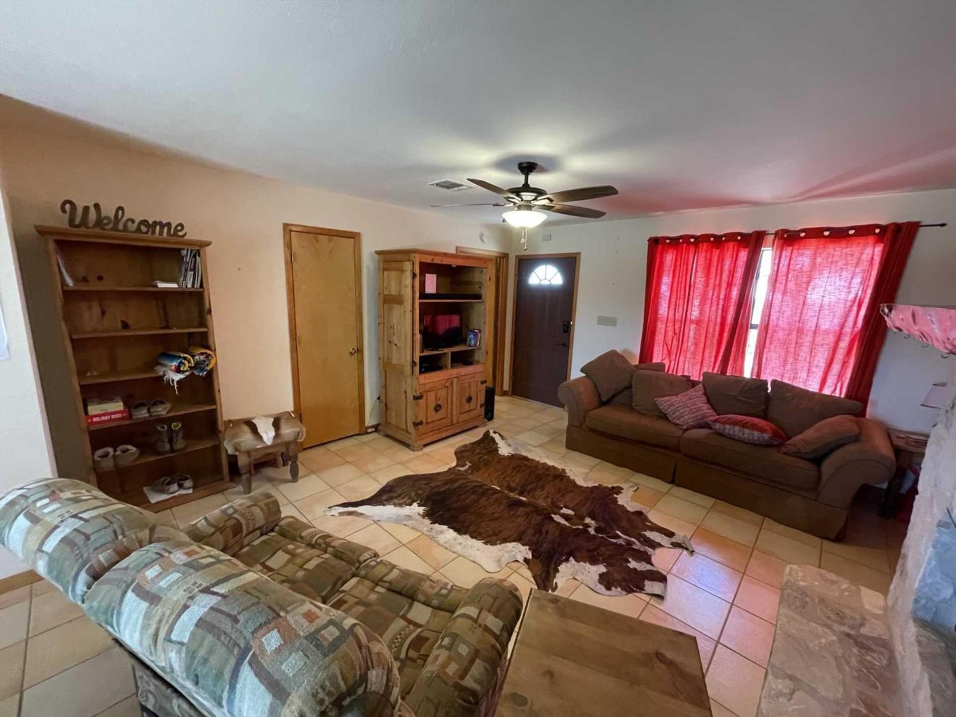 Ranchito Cabin in Hondo view 5
