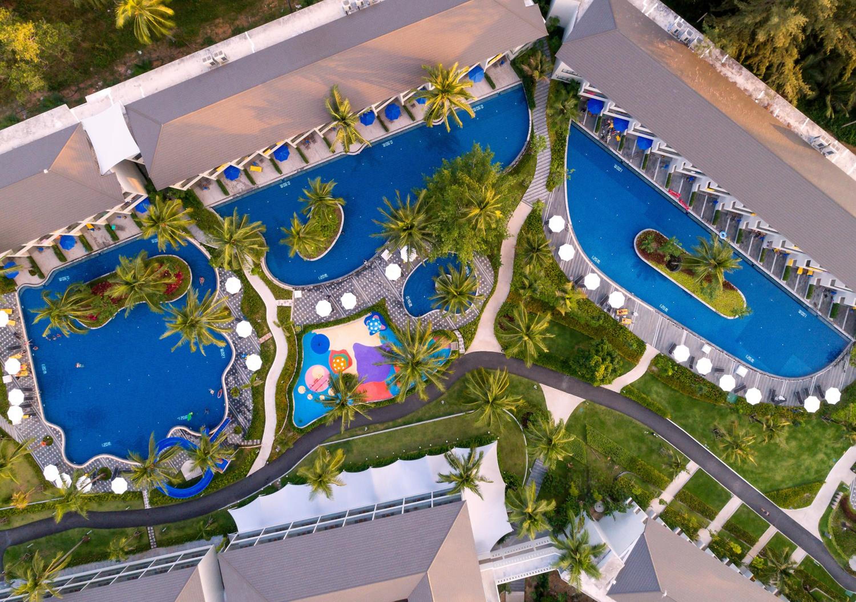 X10 Khaolak Resort