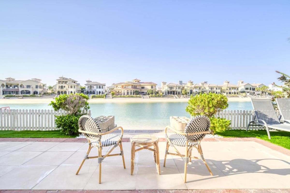 Stella Stays Brilliant 4 BDR Palm Villa Beach Private Pool