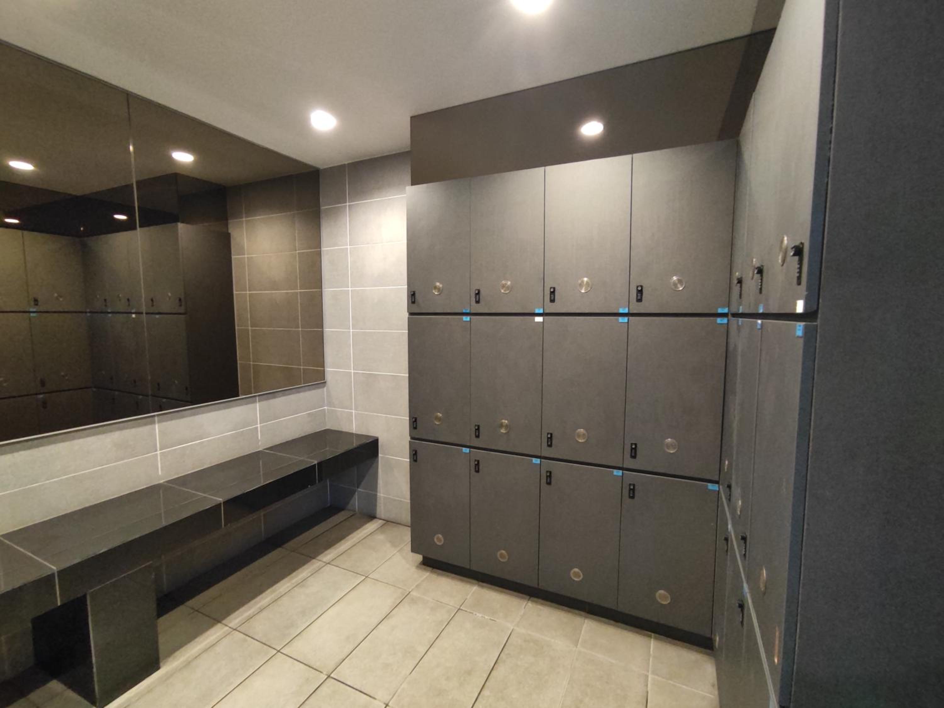 2Bedroom 5 Mins to MidValley 10 Mins to CIQ