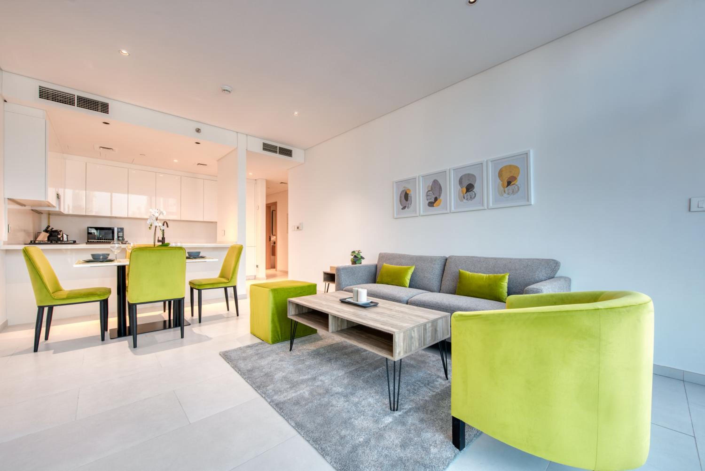 Maison Privee - Luxury, Spacious, Modern Near Burj Khalifa and Dubai Canal