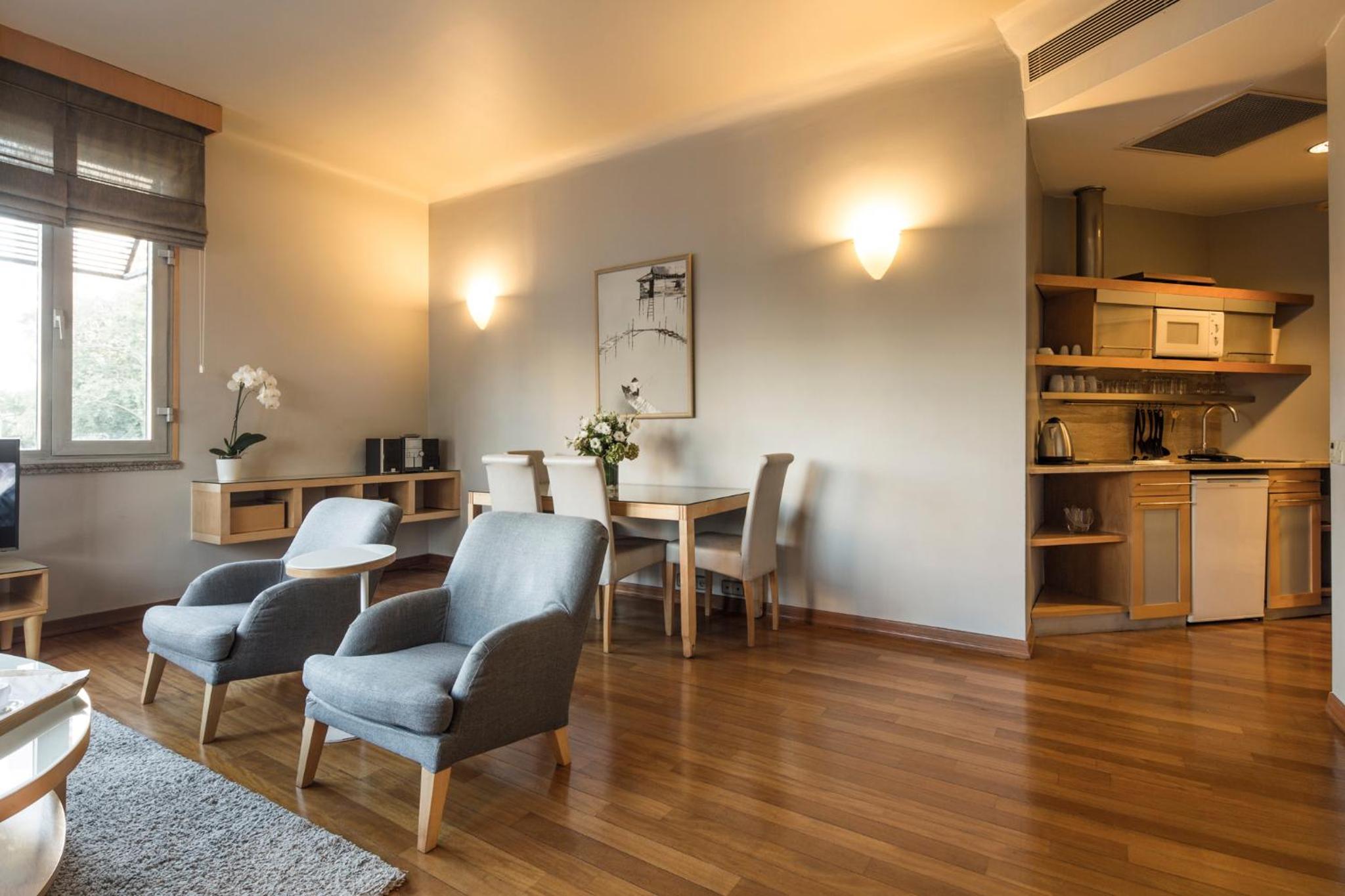 Taxim Suites Residences Istanbul - Image 10