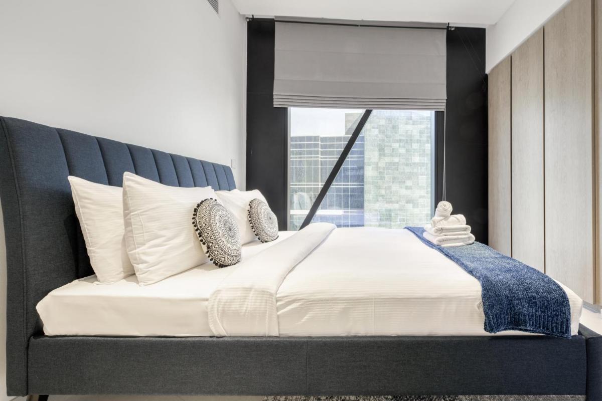 Maison Privee - Luxury, Spacious, Modern Near Burj Khalifa and Dubai Canal