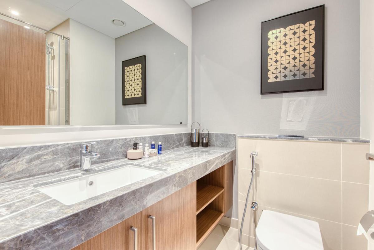 Maison Privee - 2BR with Exclusive Sea Views in 5242 Marina