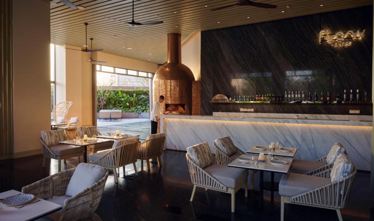 Chatrium Grand Bangkok 42