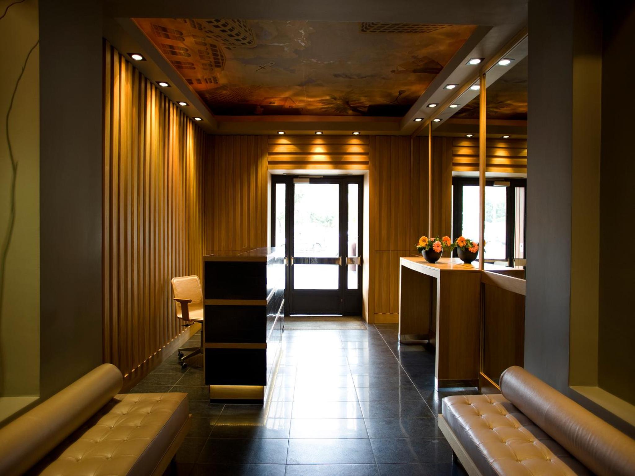 Taxim Suites Residences Istanbul - Image 57