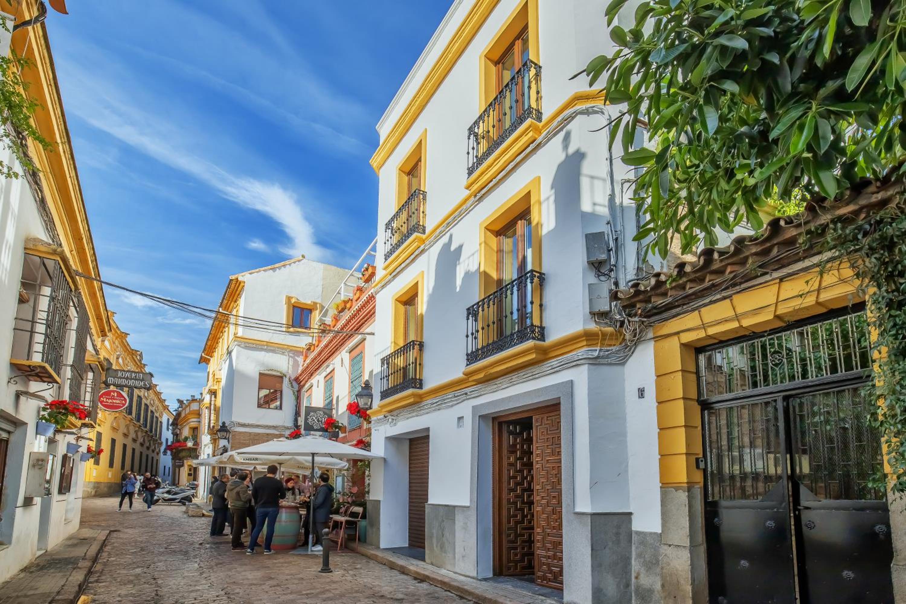 Olivia Suites