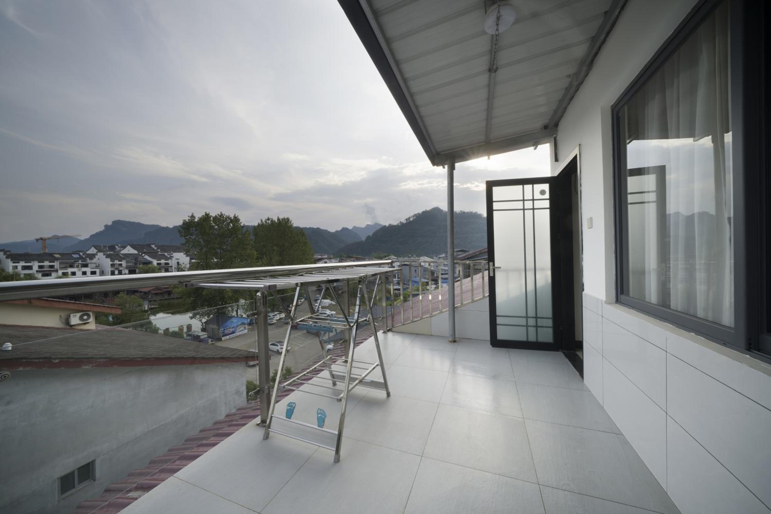 Qianxun Tea House & Homestay