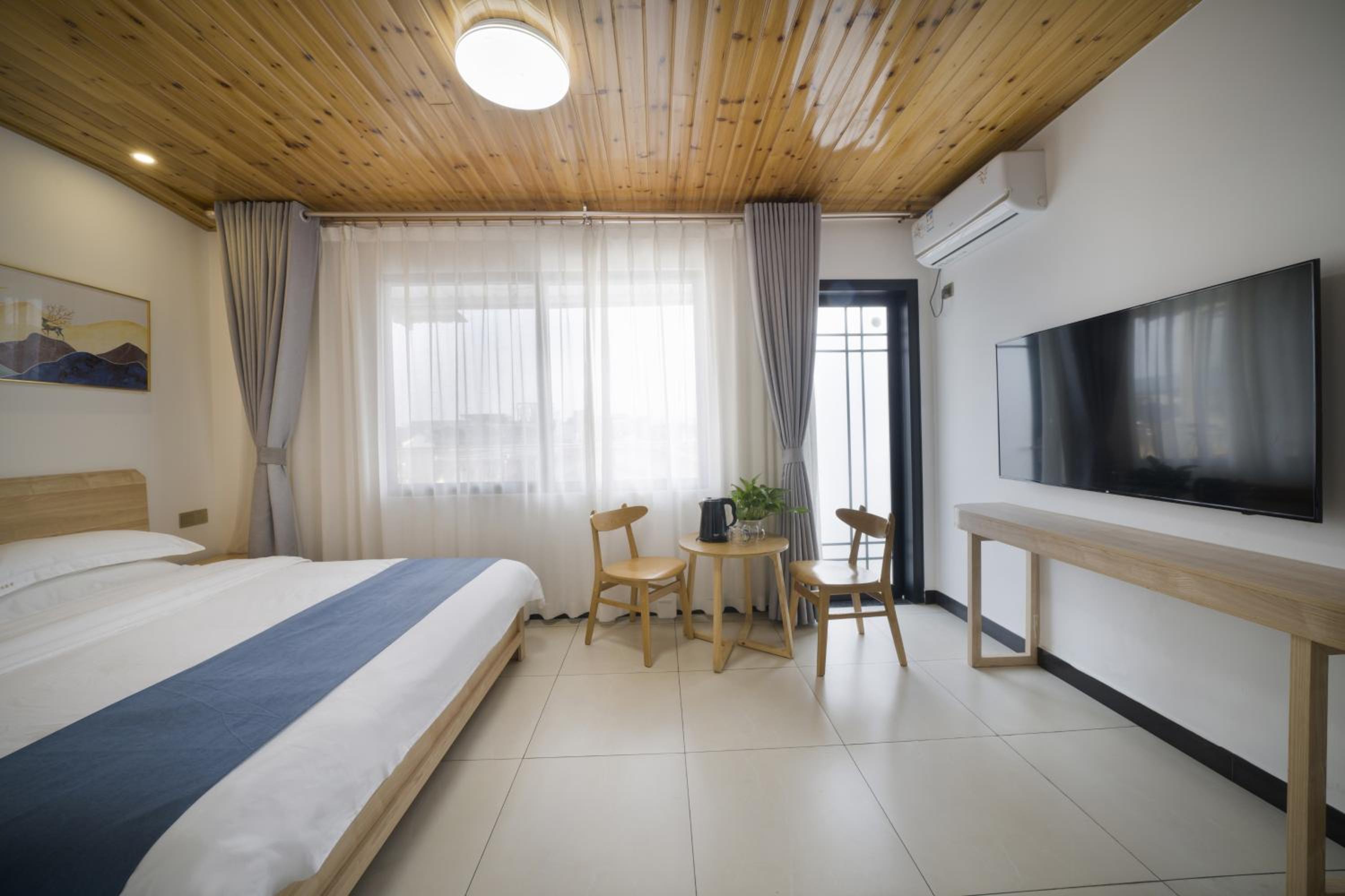 Qianxun Tea House & Homestay